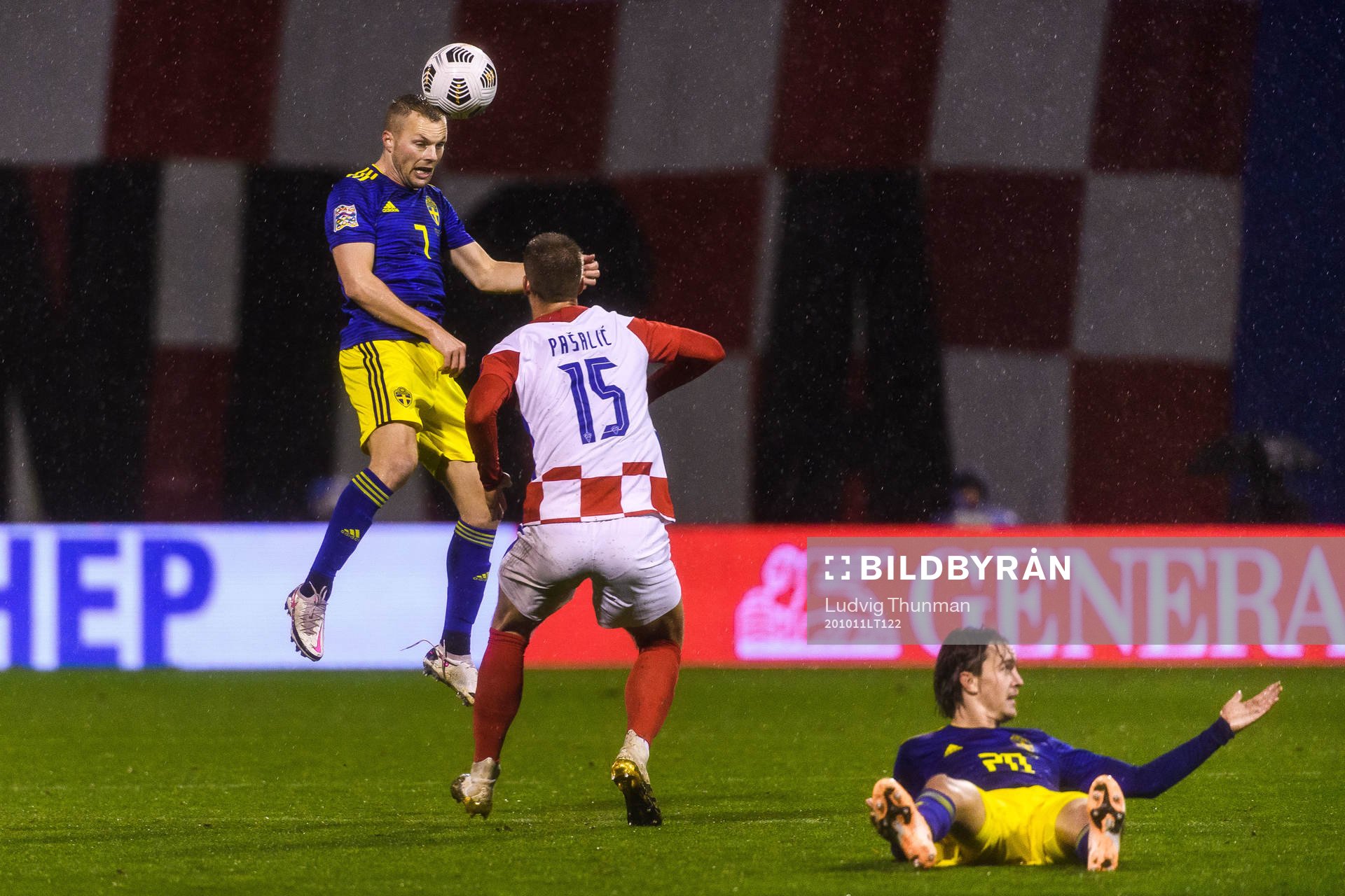Sebastian Larsson and Kristoffer Olsson of Sweden