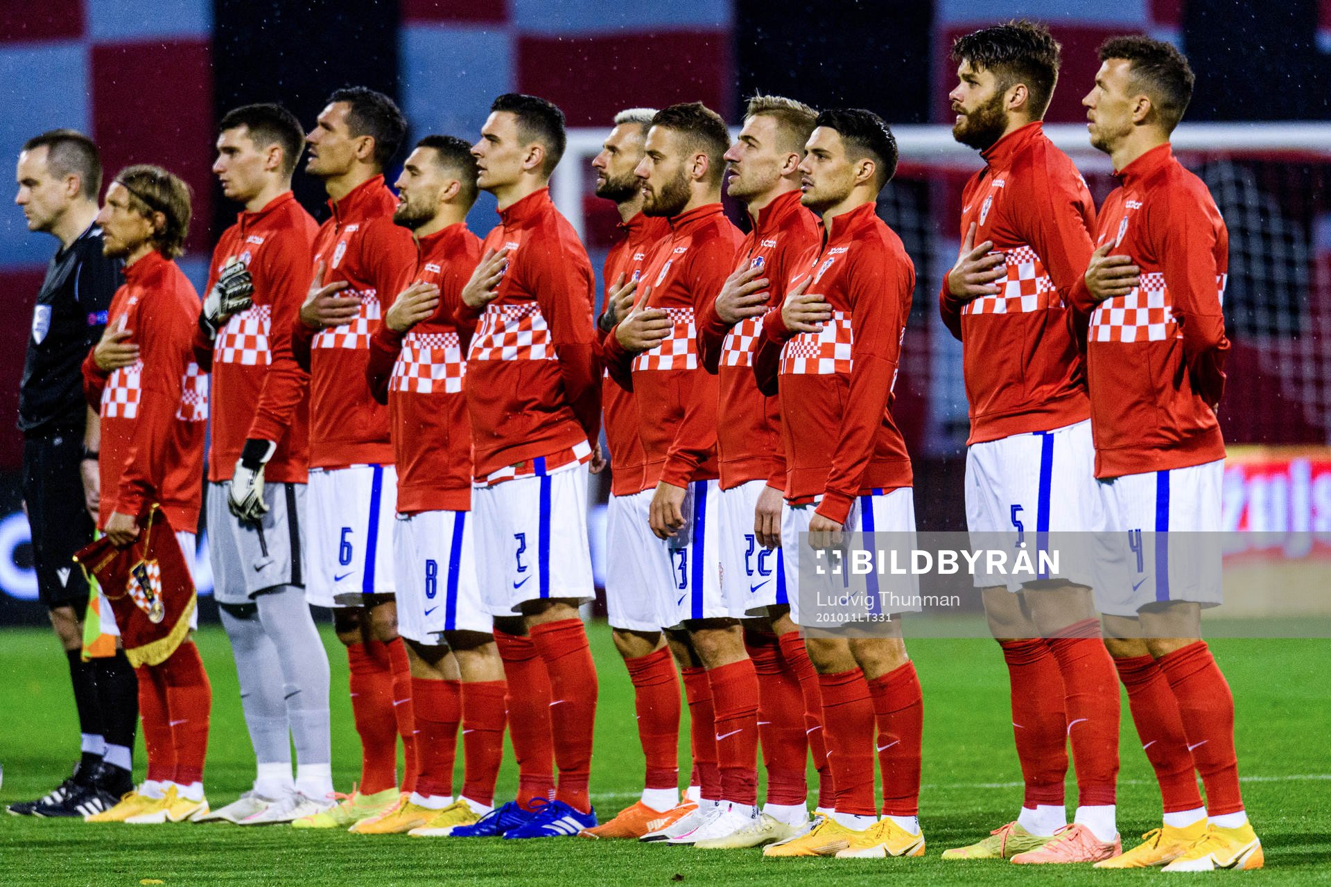 Players of Croatia line up