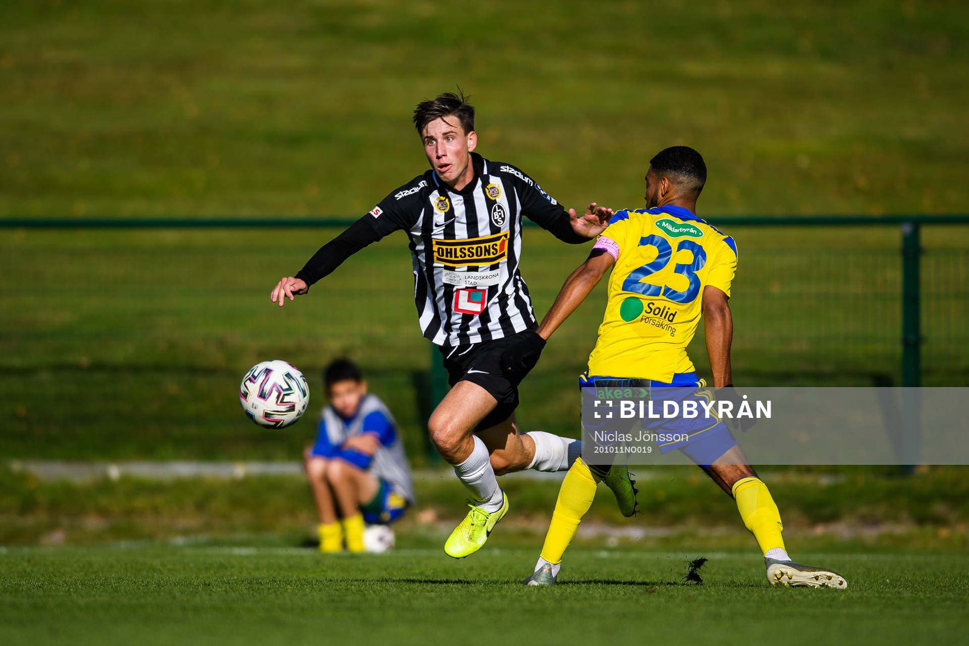 Landskronas Filip Olsson och Eskilsminnes Yonathan Getachew