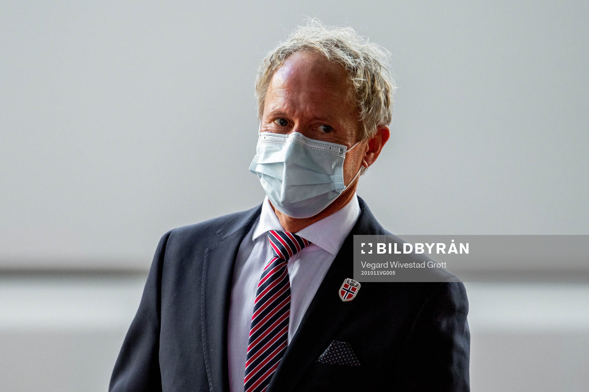 Pål Bjerketvedt, general secretary of the Norwegian Football Association (NFF), arrives wearing a face mask ahead of the UEFA Nations League football match between Norway and Romania on October 11, 2020 in Oslo.