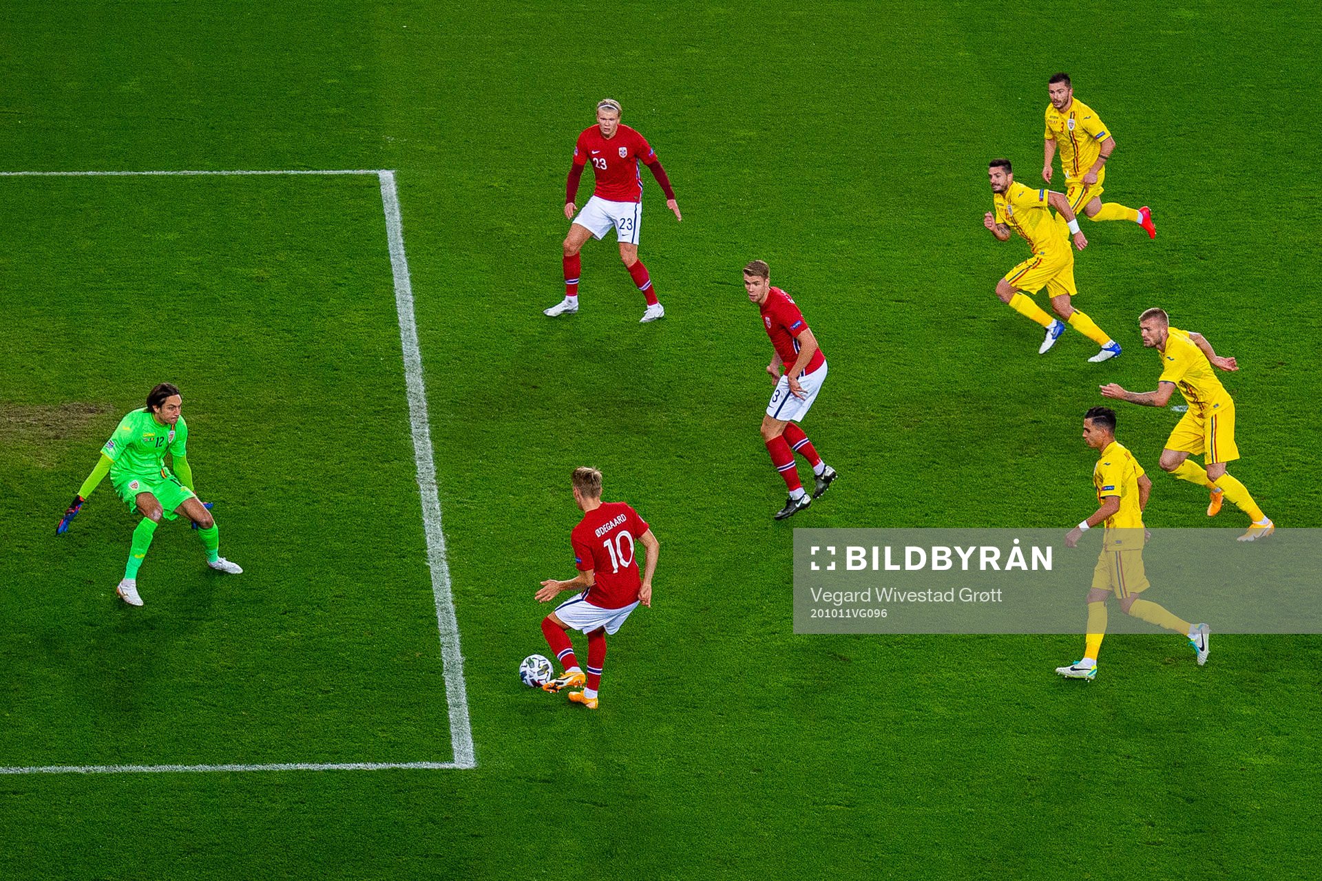Martin Ødegaard of Norway assists teammate Erling Braut Haaland to score the 3-0 goal during the UEFA Nations League football match between Norway and Romania on October 11, 2020 in Oslo.