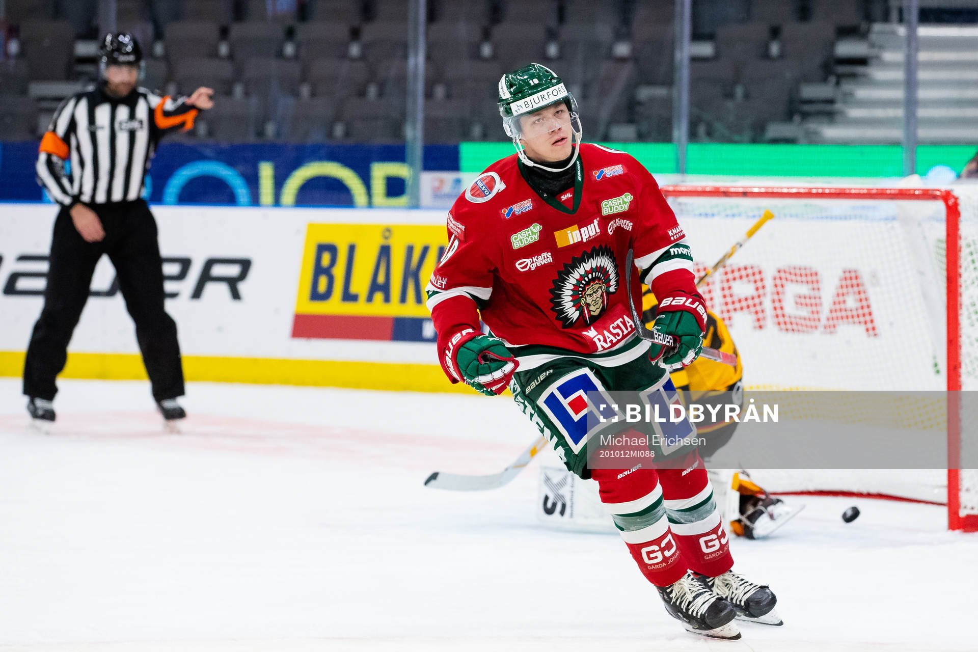 Frölundas Lucas Raymond jublar