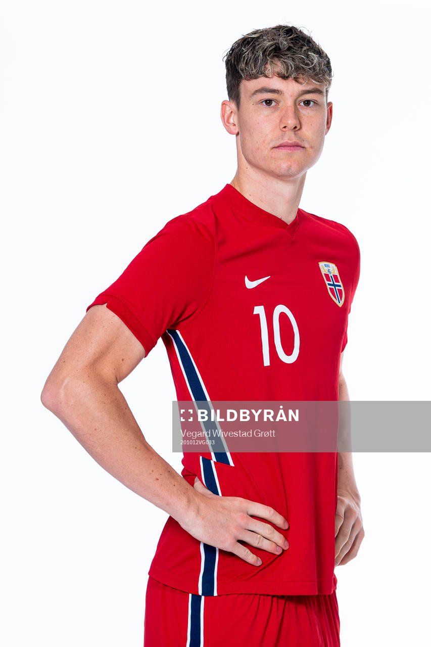 Jørgen Strand Larsen of the Norwegian national under-21