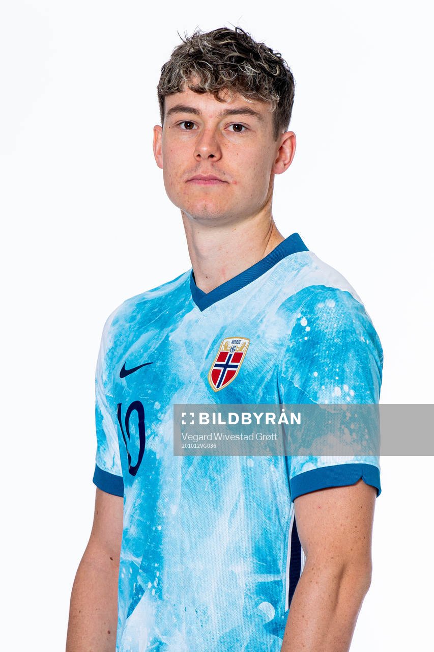 Jørgen Strand Larsen of the Norwegian national under-21