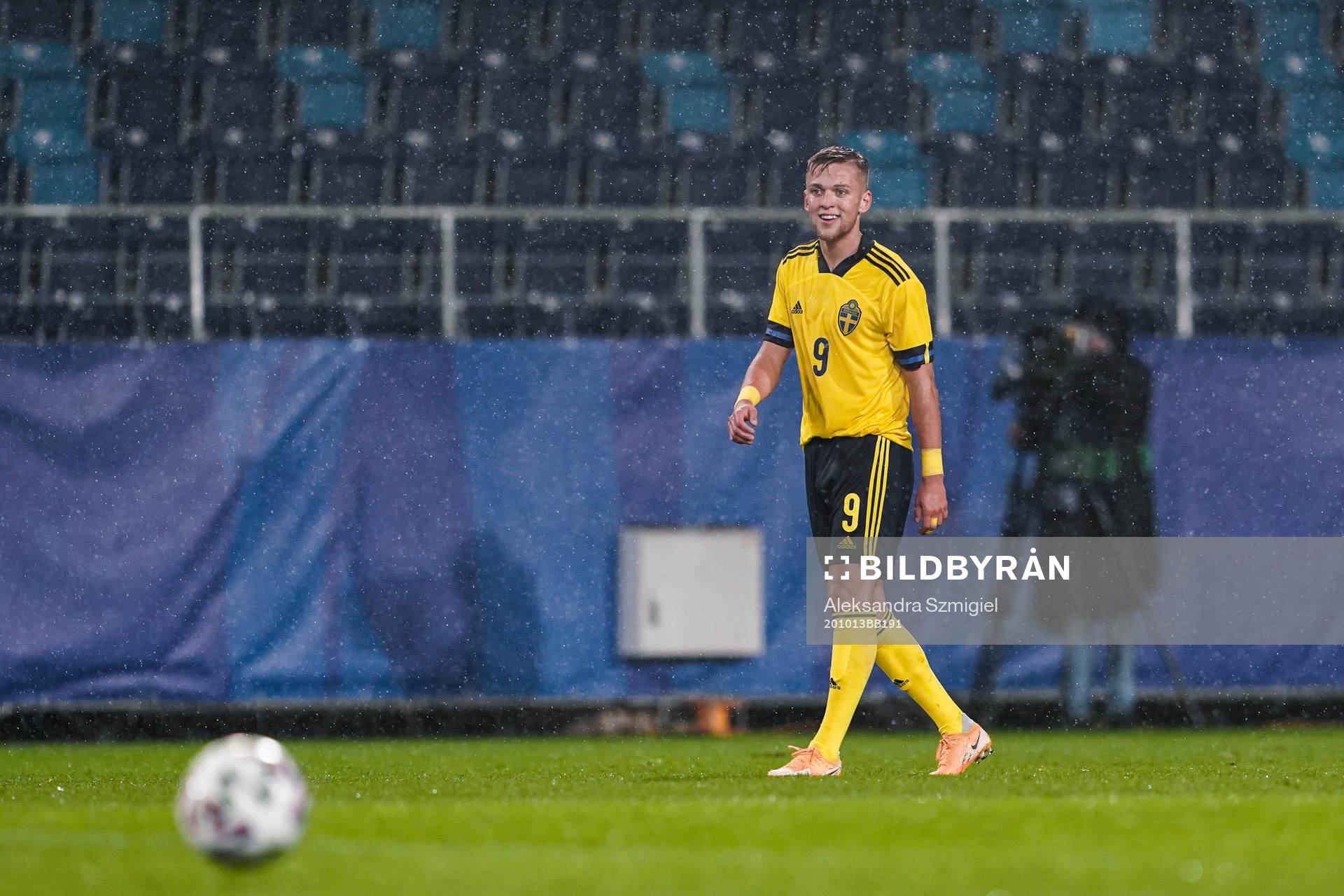 Jesper Karlsson of Sweden
