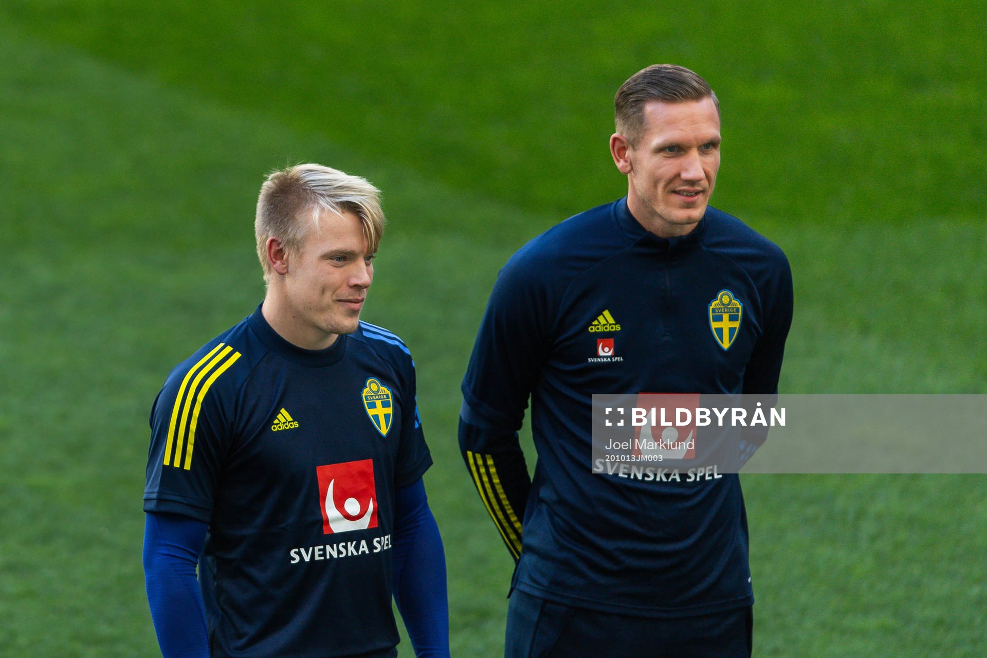 Goalkeepers Isak Pettersson and Robin Olsen of the Swedish
