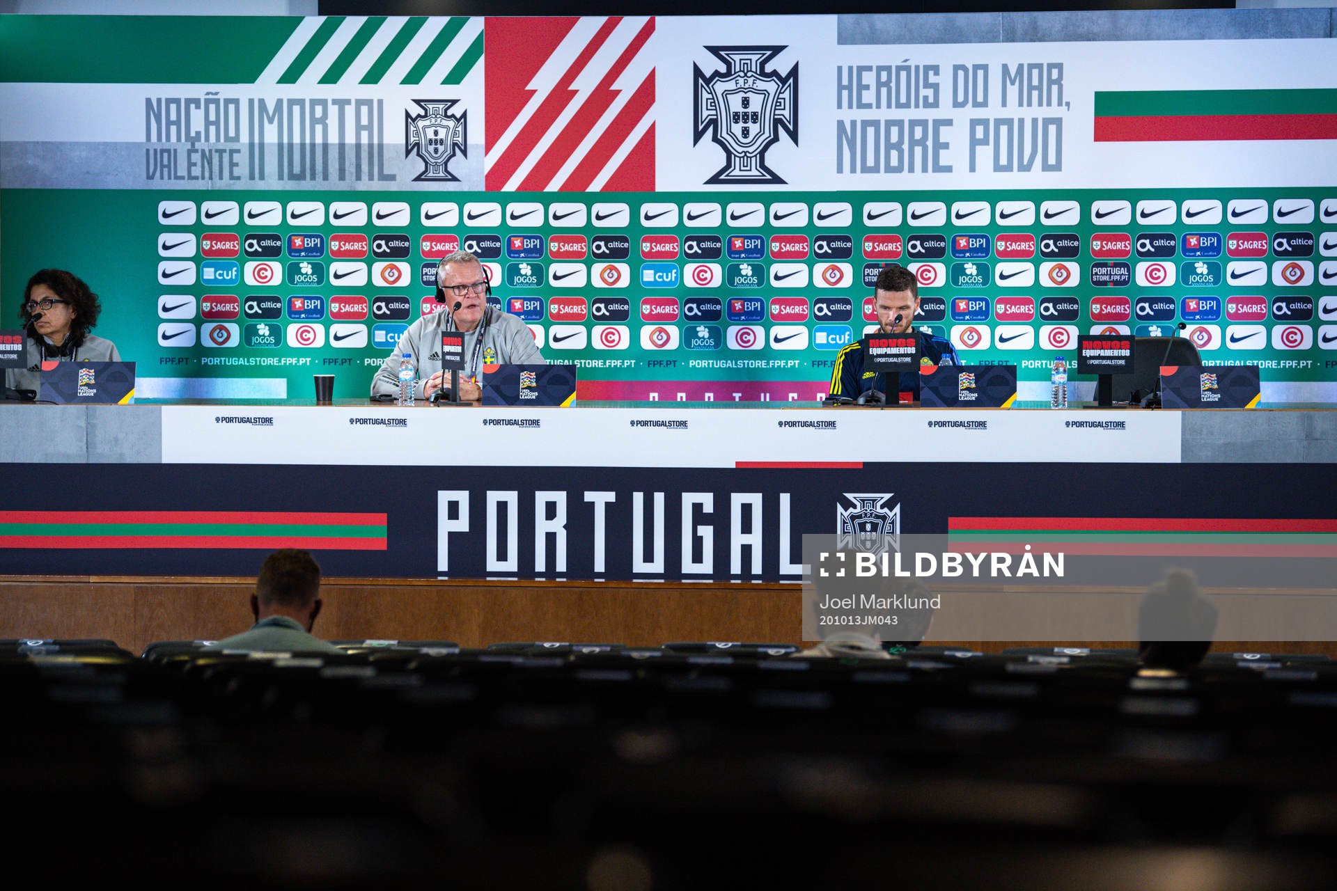 Press officer Ester Kristiansson, head coach Janne