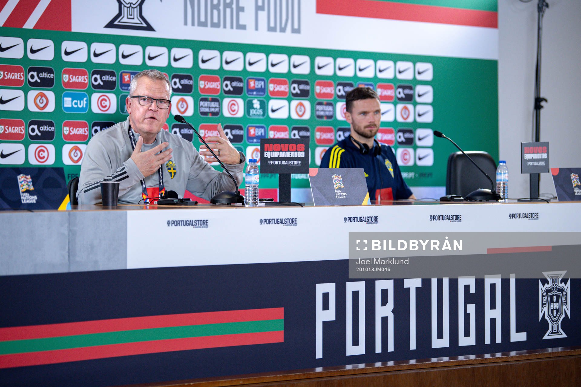 Head coach Janne Andersson and Marcus Berg of the Swedish