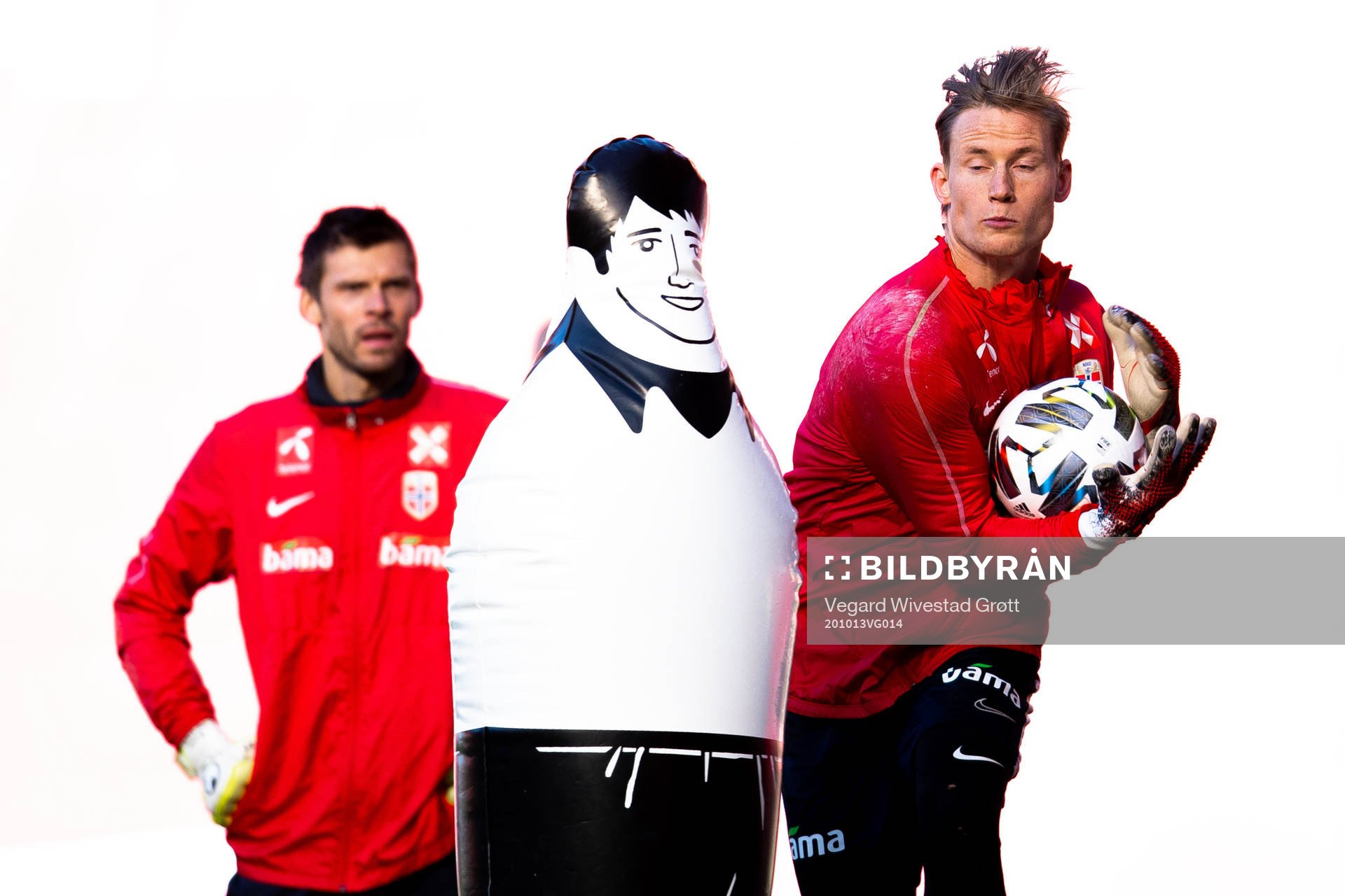 Goalkeeper Sondre Rossbach