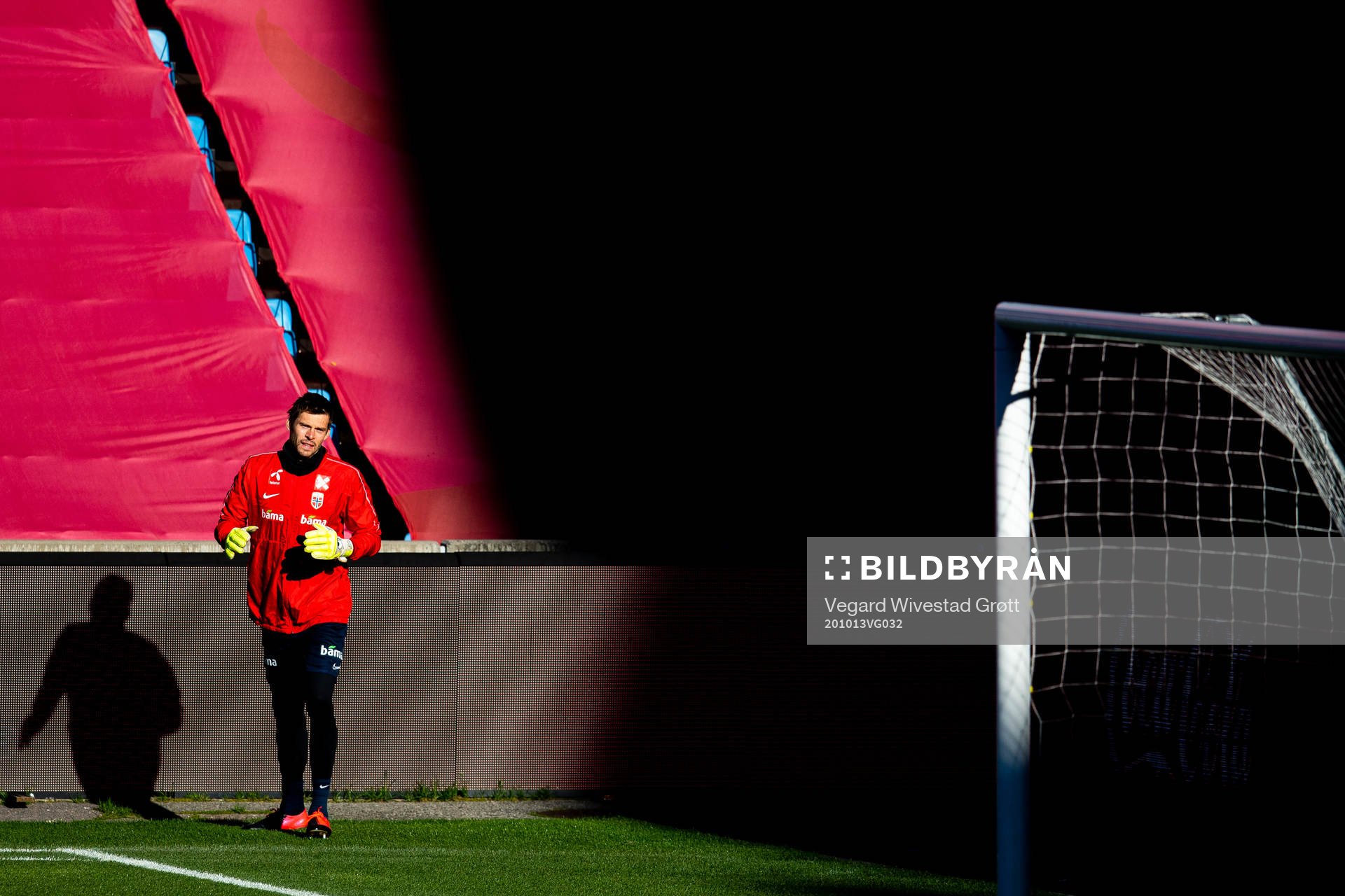 Goalkeeper Rune Almenning Jarstein