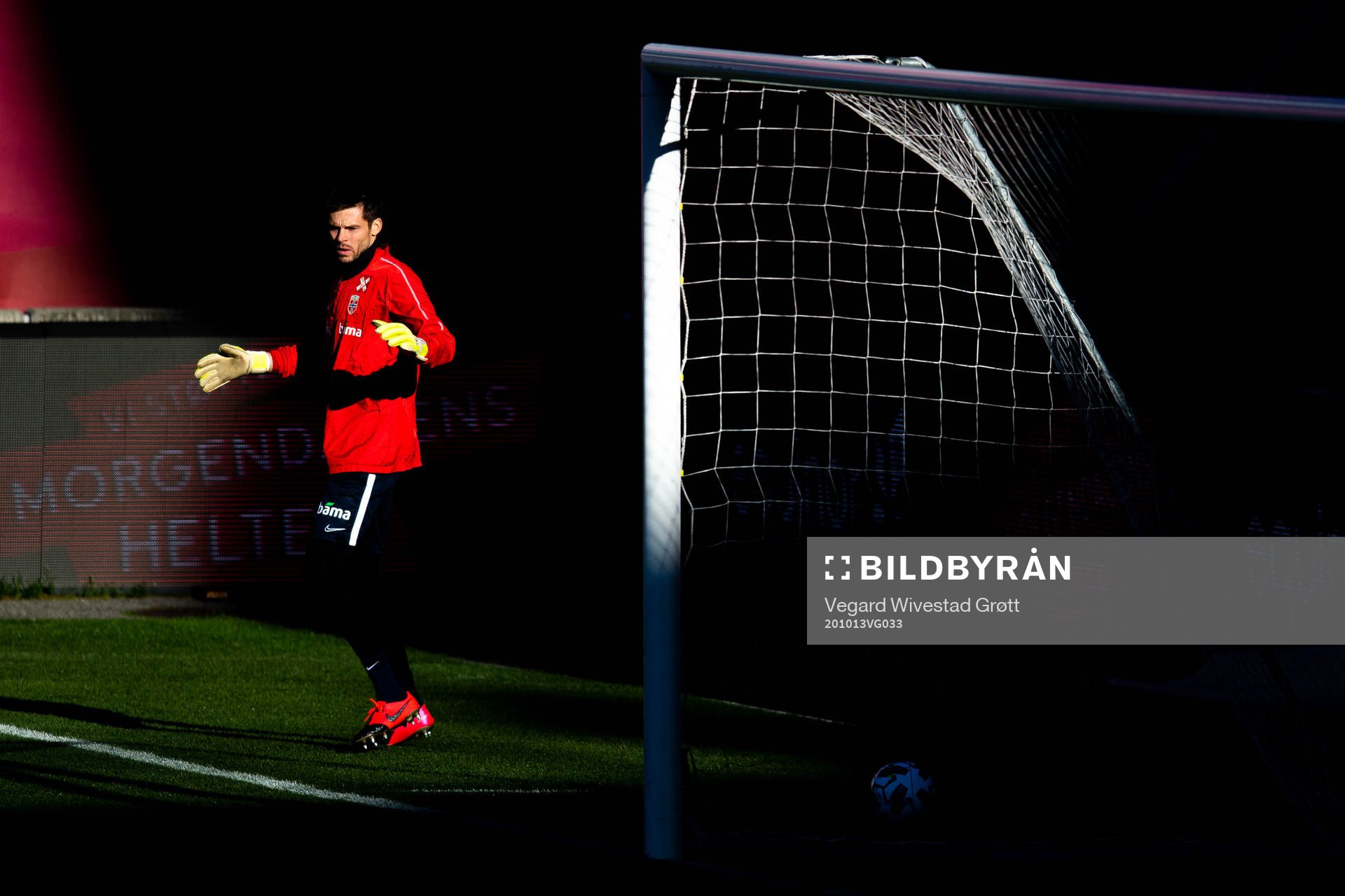Goalkeeper Rune Almenning Jarstein