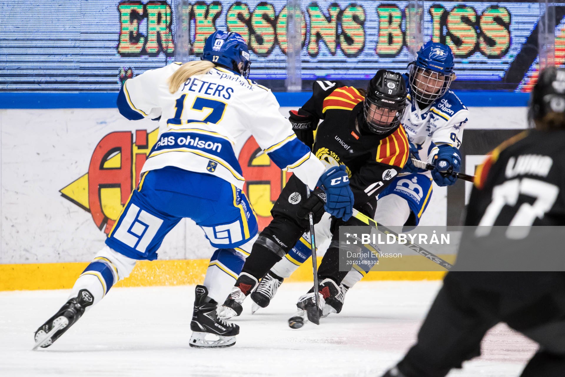 Brynäs Jaycee Gebhard och Leksands Sarah Foster