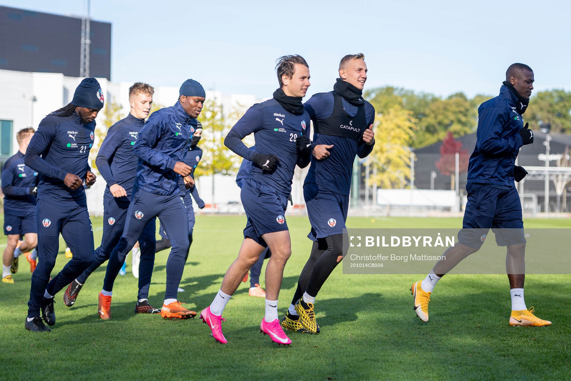Helsingborgs spelare värmer upp