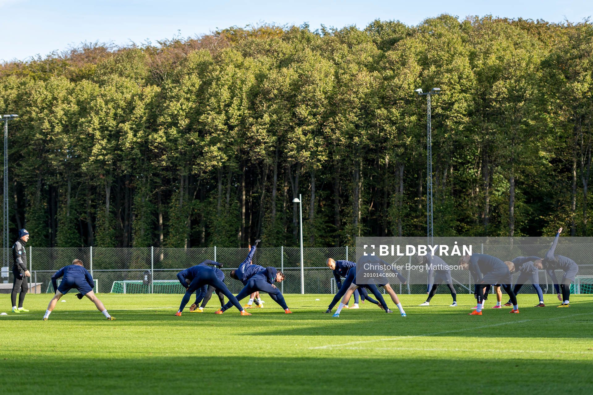 Helsingborgs spelare stretchar