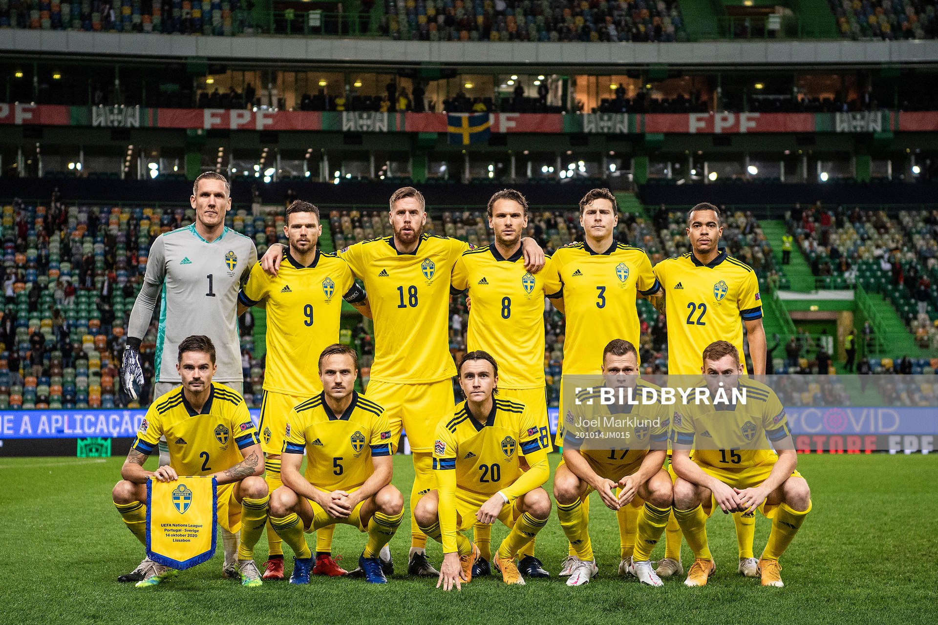 The starting eleven of Sweden pose for a team photo