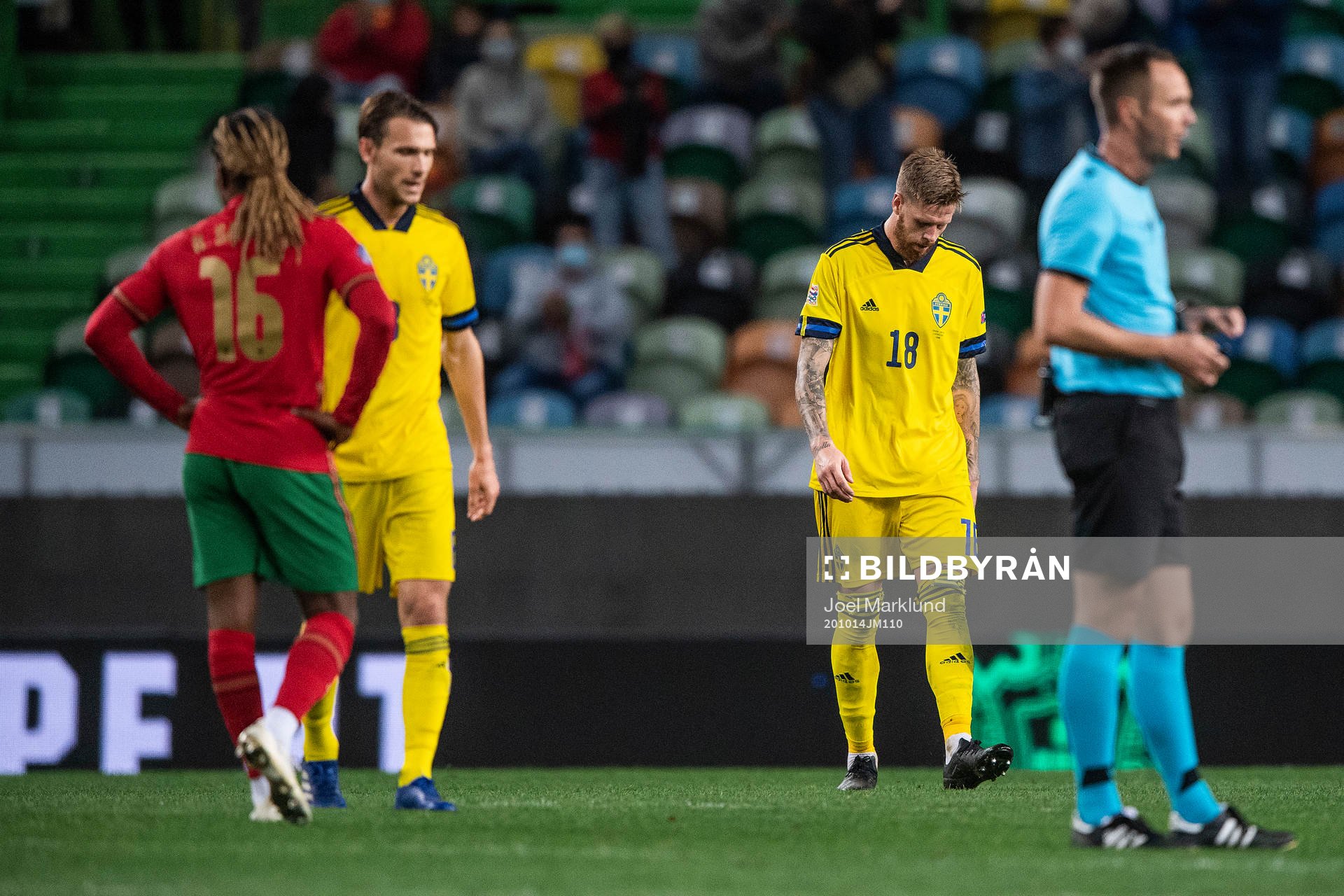 Pontus Jansson of Sweden looks dejected