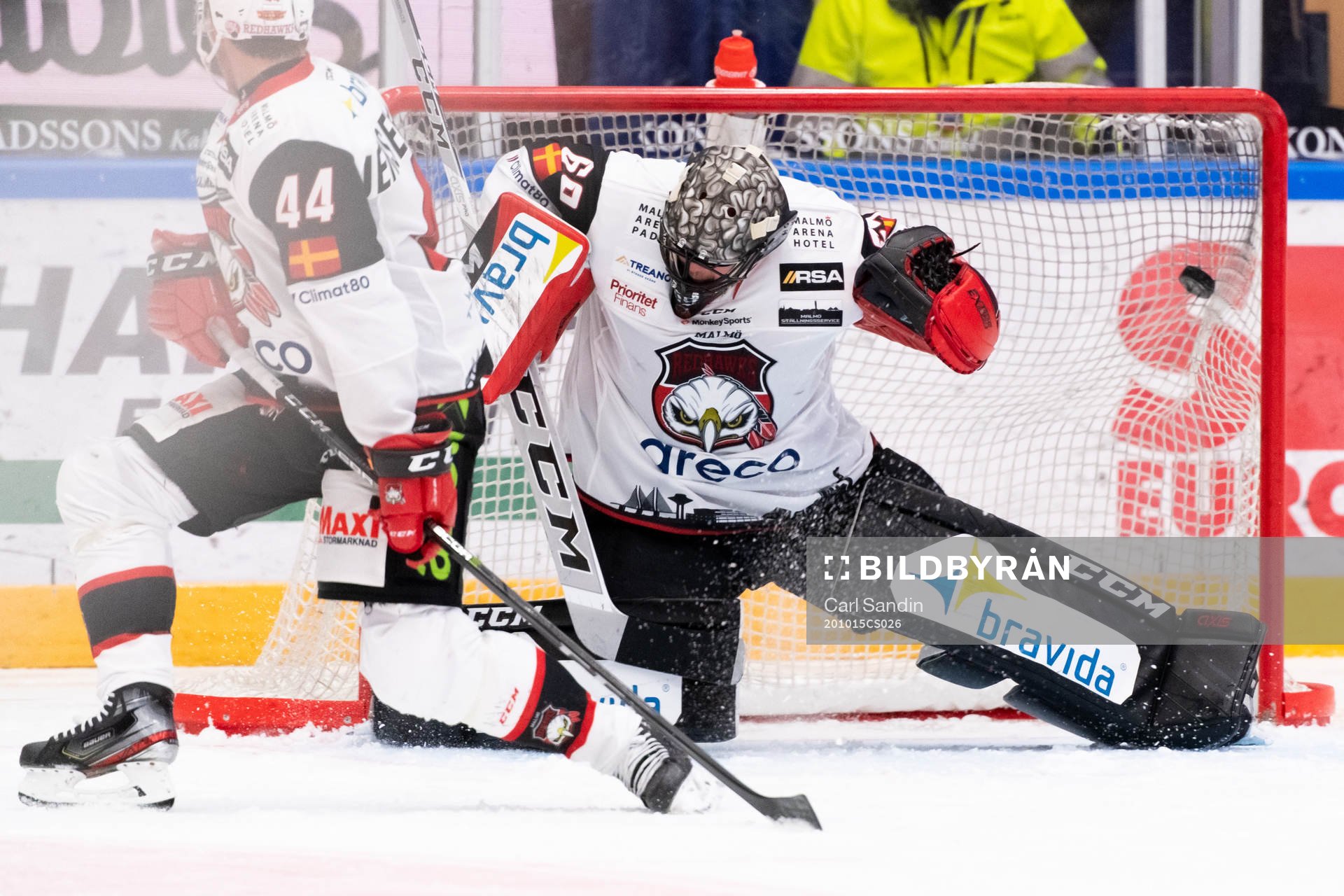 s Fredrik Forsberg (ej i bild) för 2-1 bakom Malmö