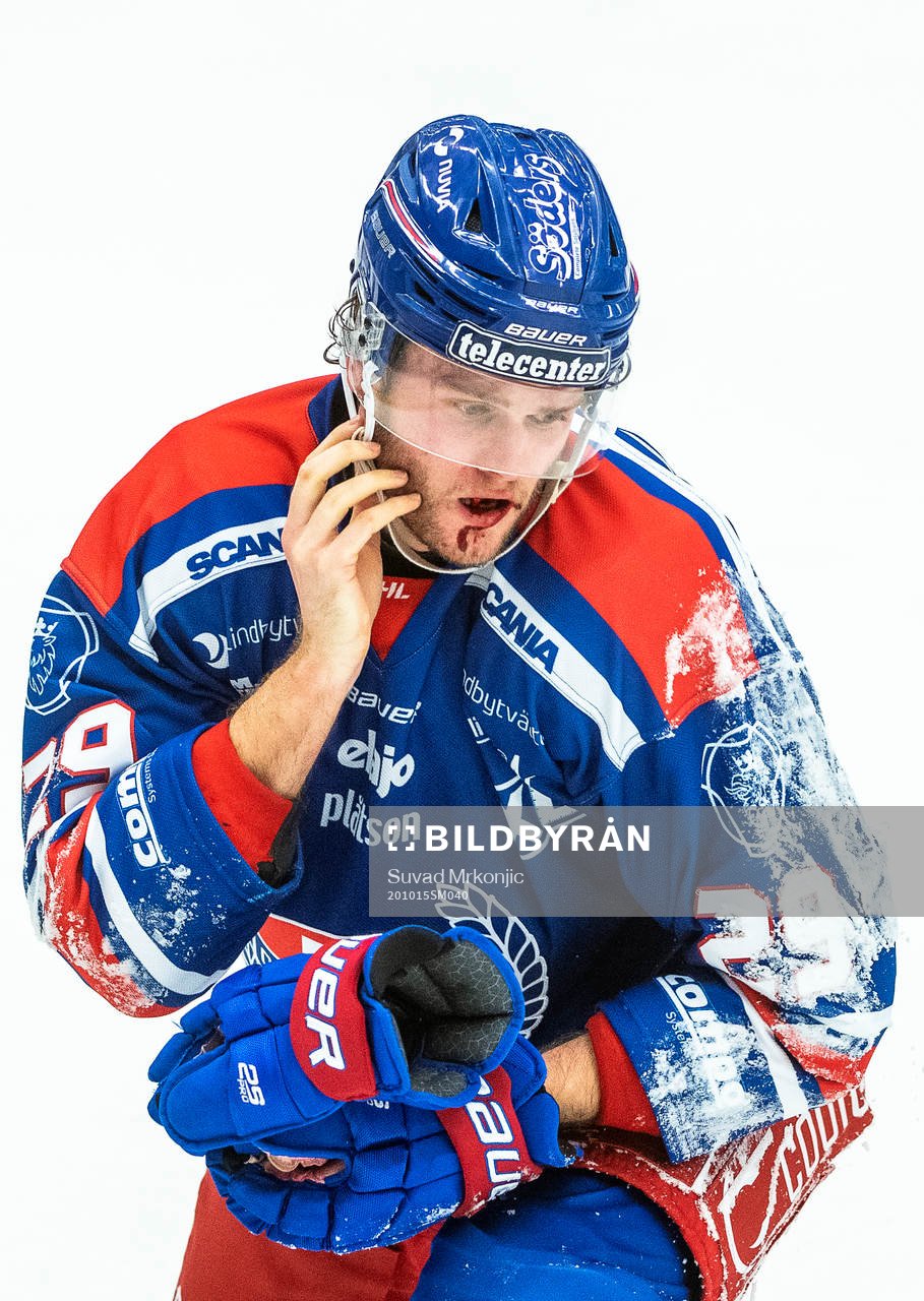 Oskarshamns Kim Rosdahl blöder