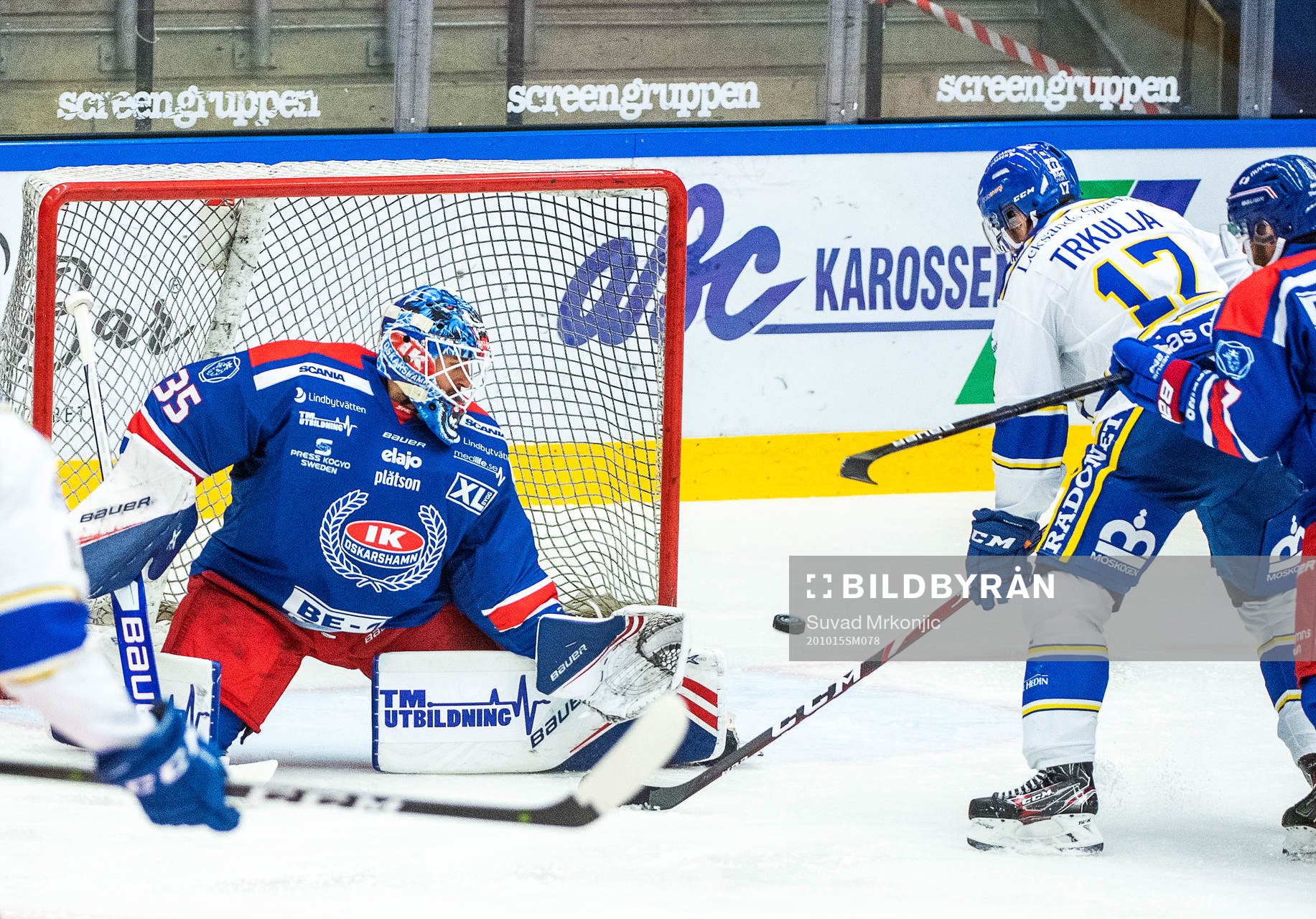 Oskarshamns målvakt Joe Cannata och Leksands Daniel Olsson