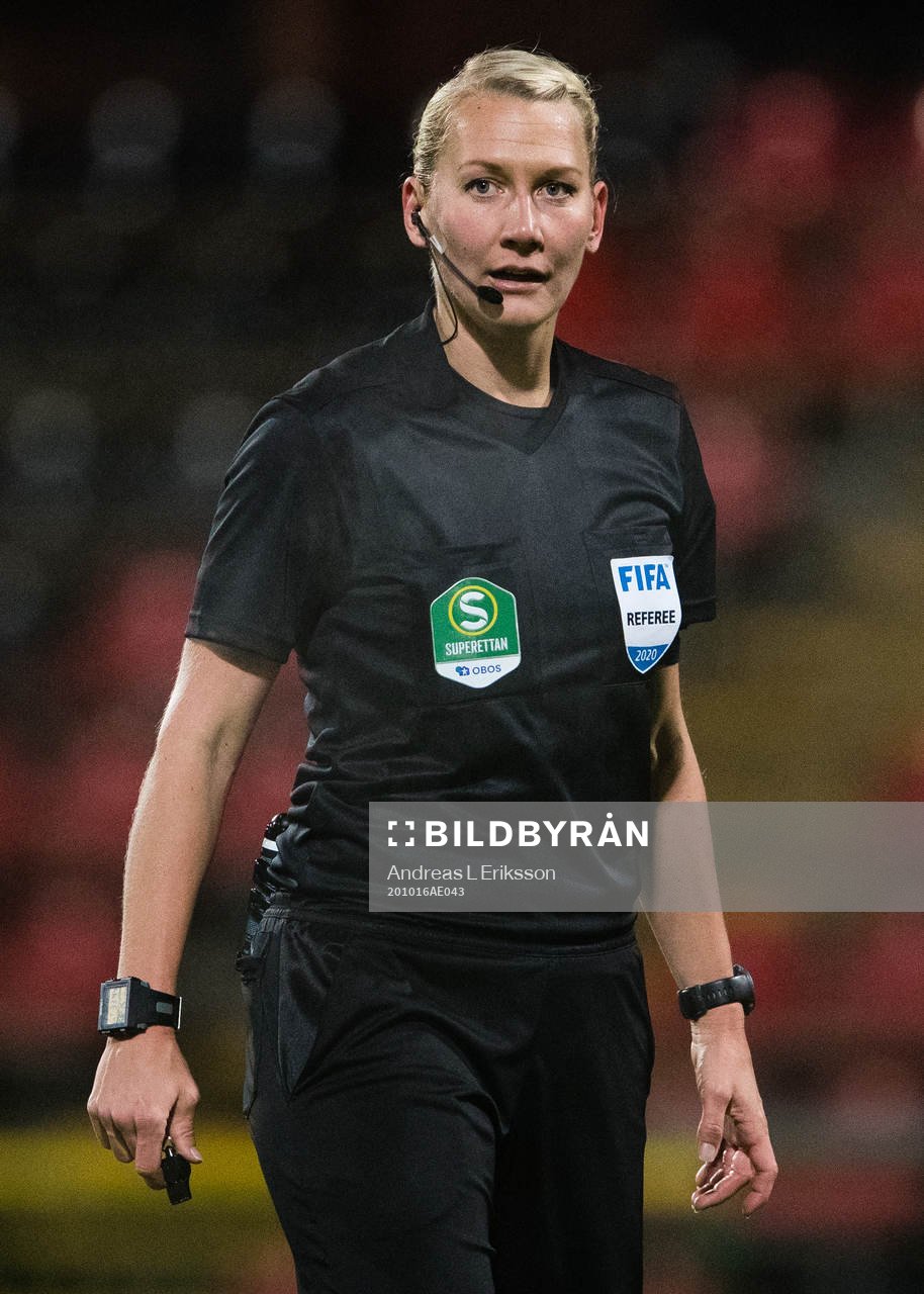 Domare Tess Olofsson