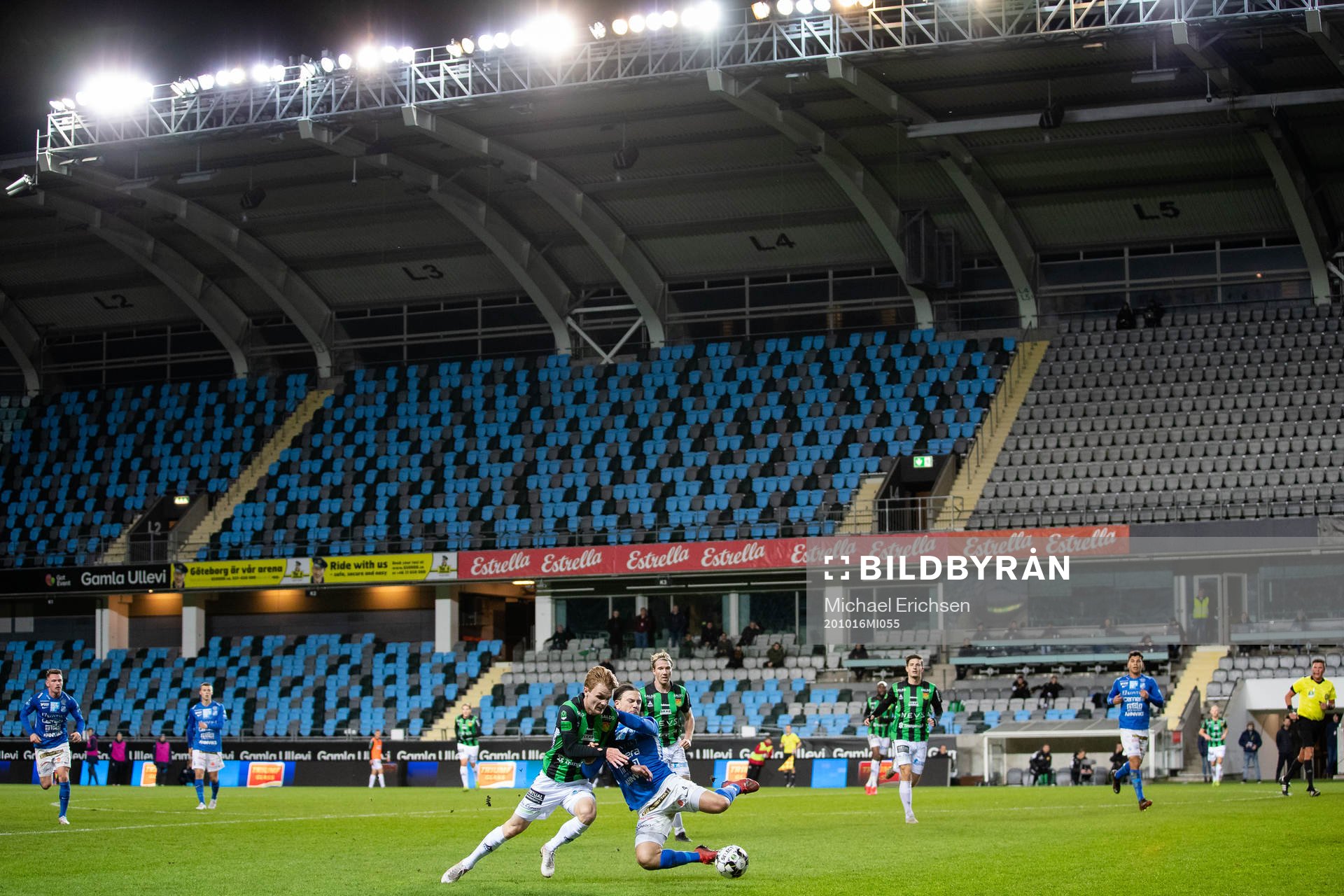GAIS Julius Johansson och Norrbys Abdelkarim Mammar