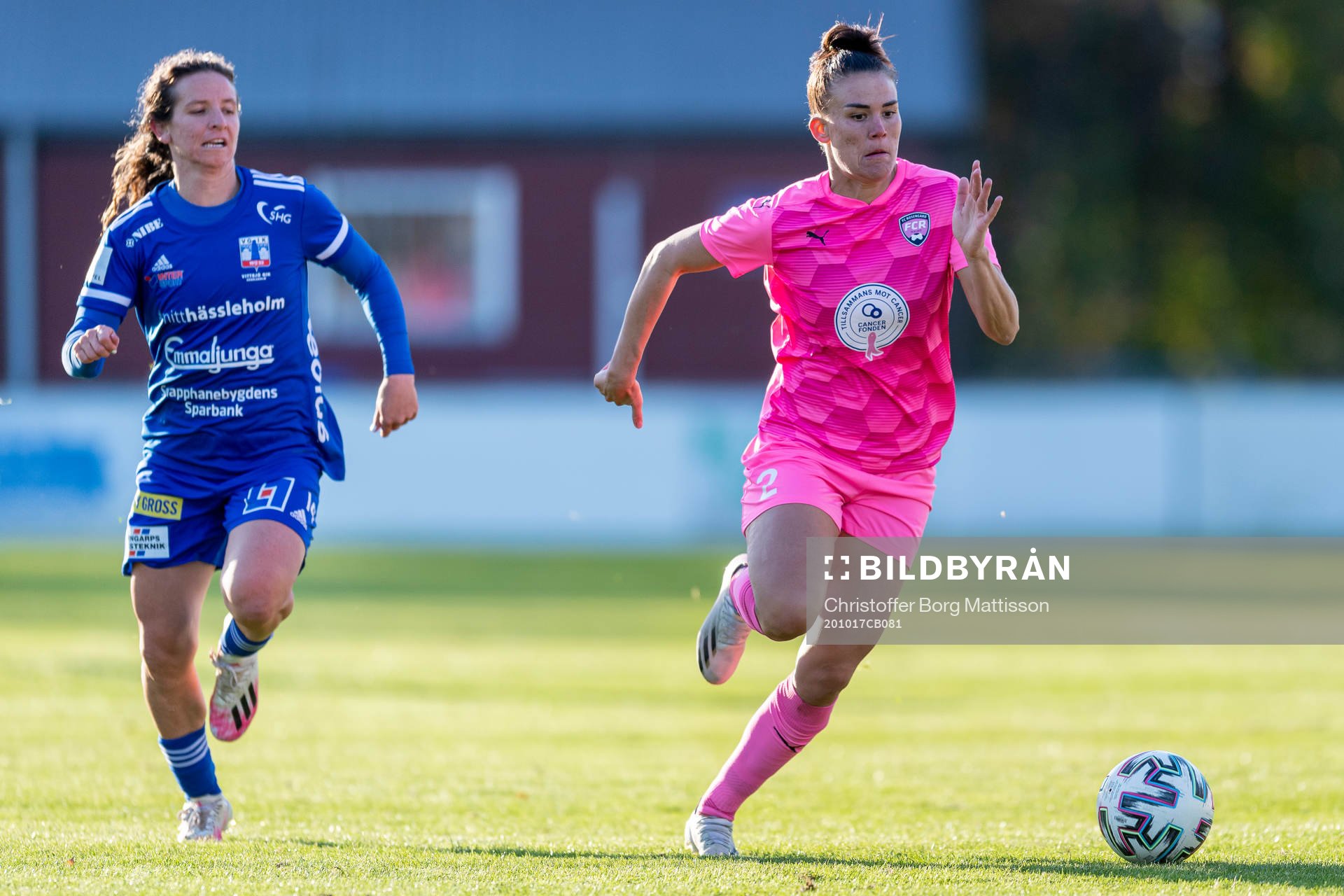 Vittsjös Elizabeth Eddy jagar Rosengårds Katrine Veje