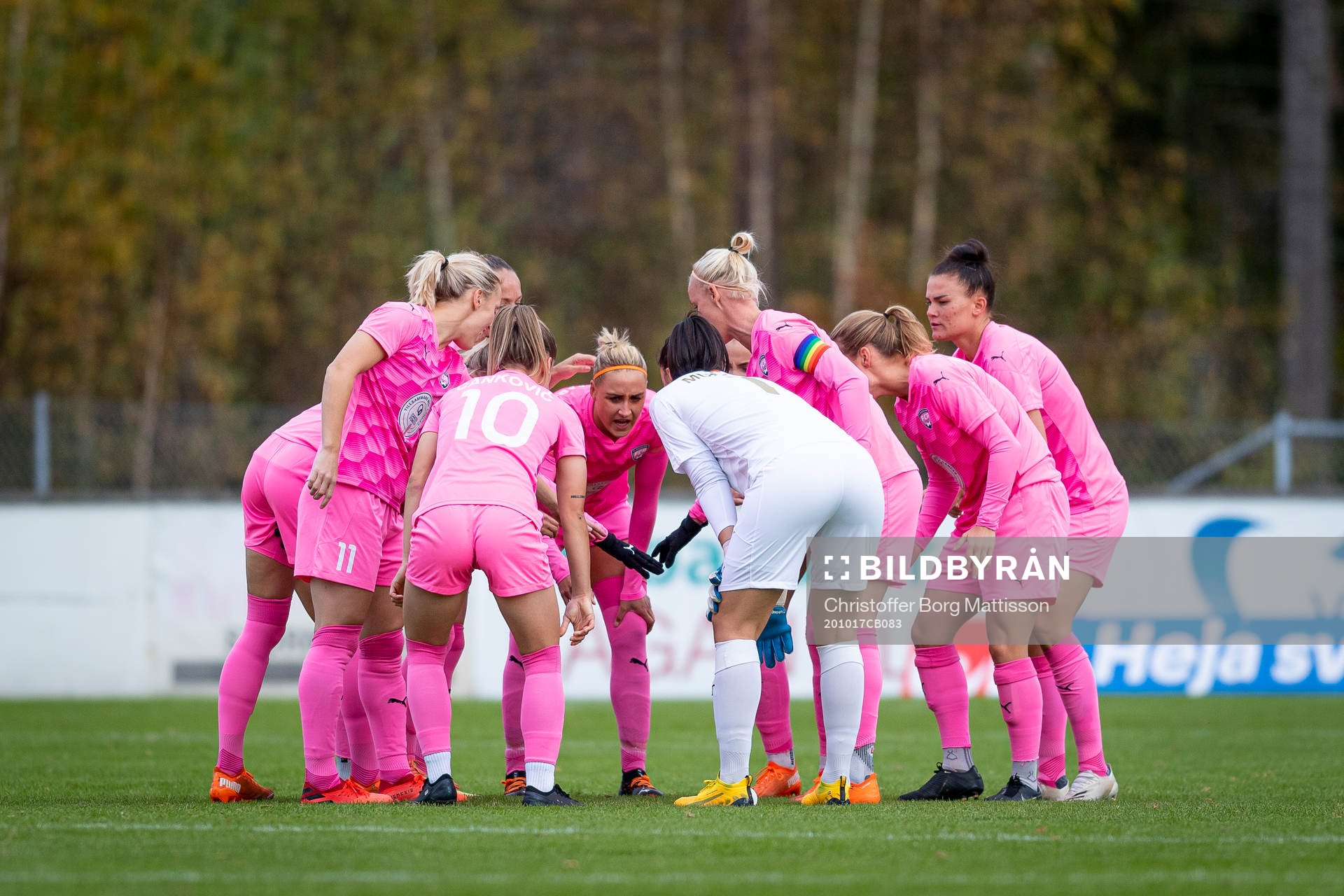 Rosengårds spelare samlas