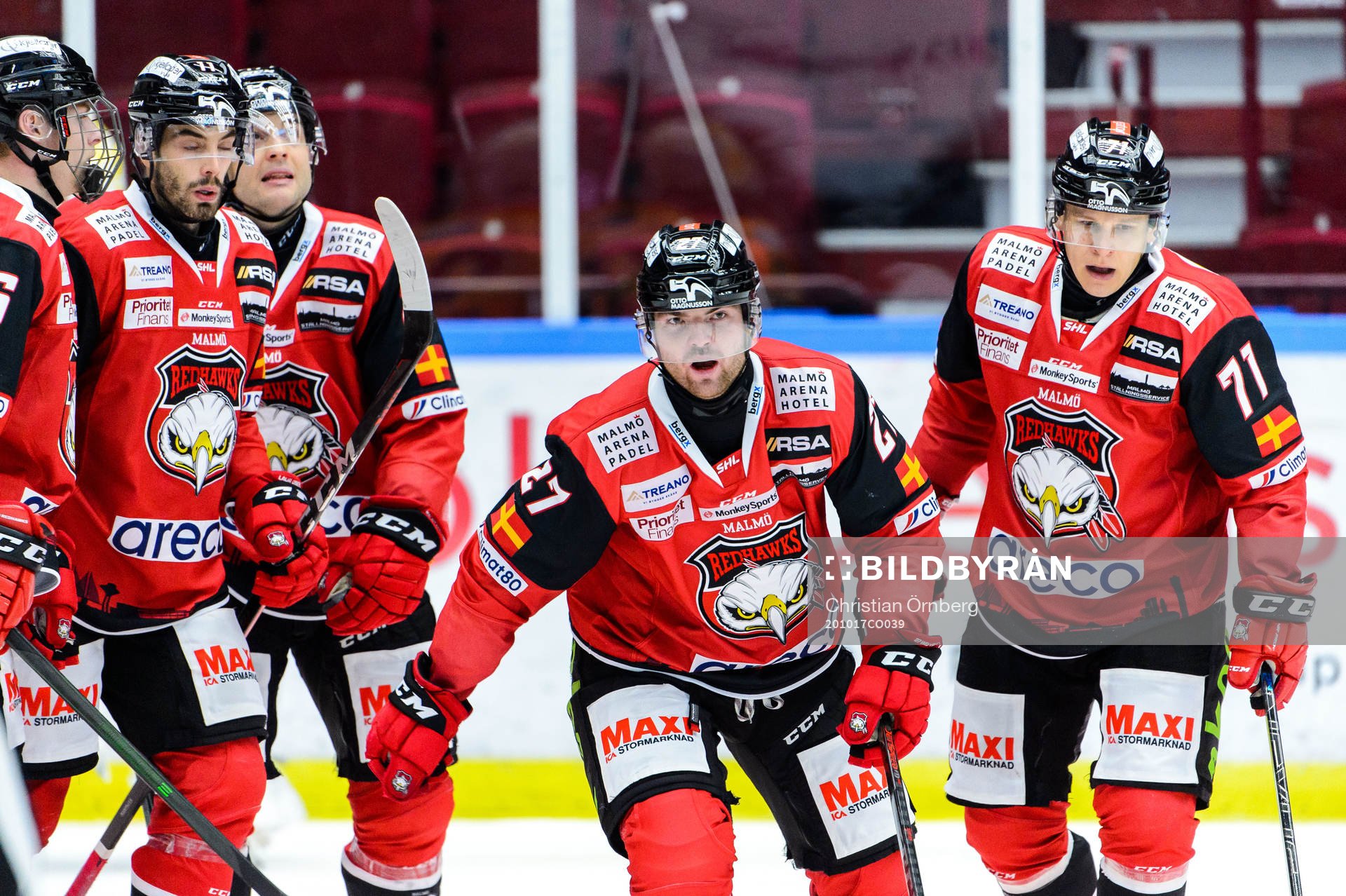 Malmö Redhawks Pontus Westerholm jublar