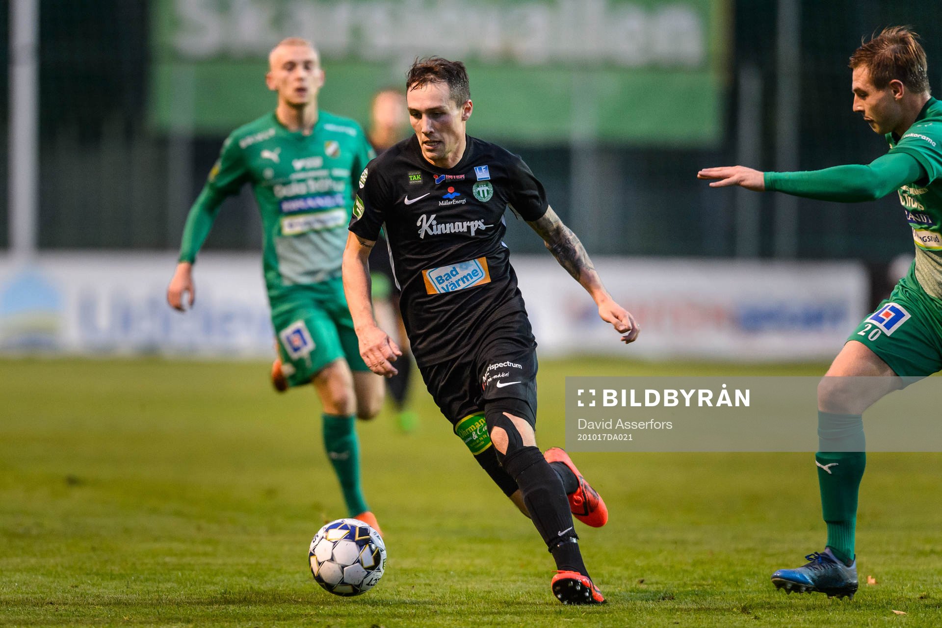Västerås Filip Tronét under fotbollsmatchen i Superettan mellan Ljungskile och Västerås SK den 17 oktober 2020 i Ljungskile.