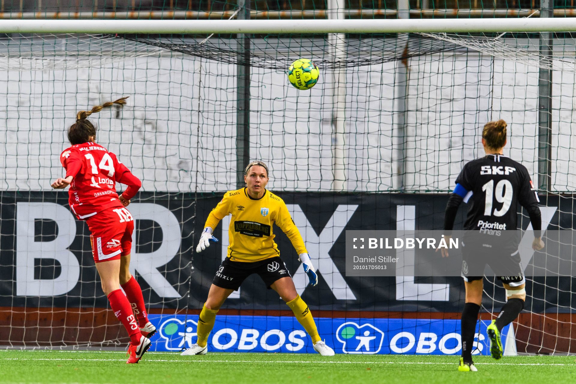 Örebros Cali Farquharson gör 1-1 bakom Göteborgs