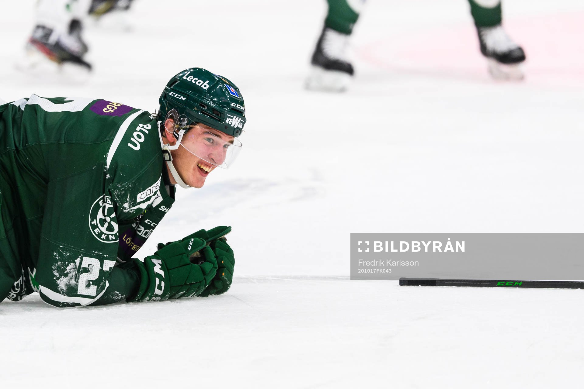 Färjestads Oskar Bäck har ont