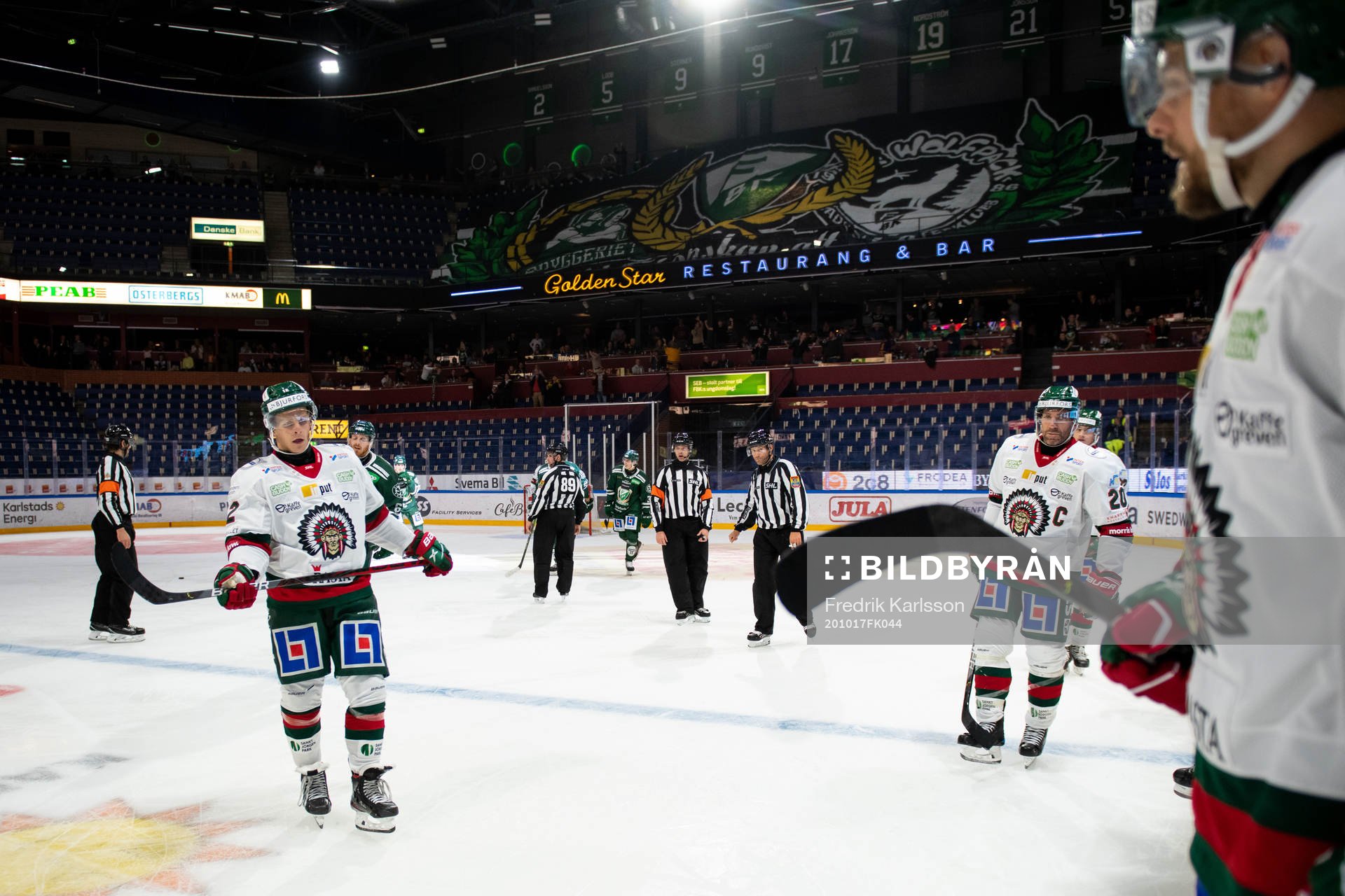 Frölundas Max Friberg och Joel Lundqvist deppar