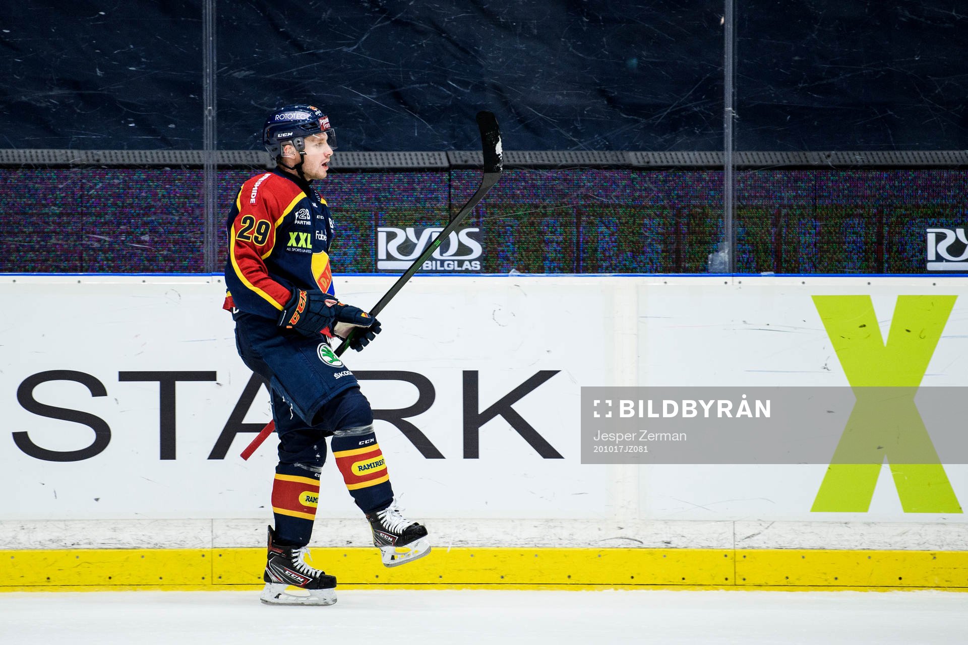 Djurgårdens Sebastian Strandberg jublar