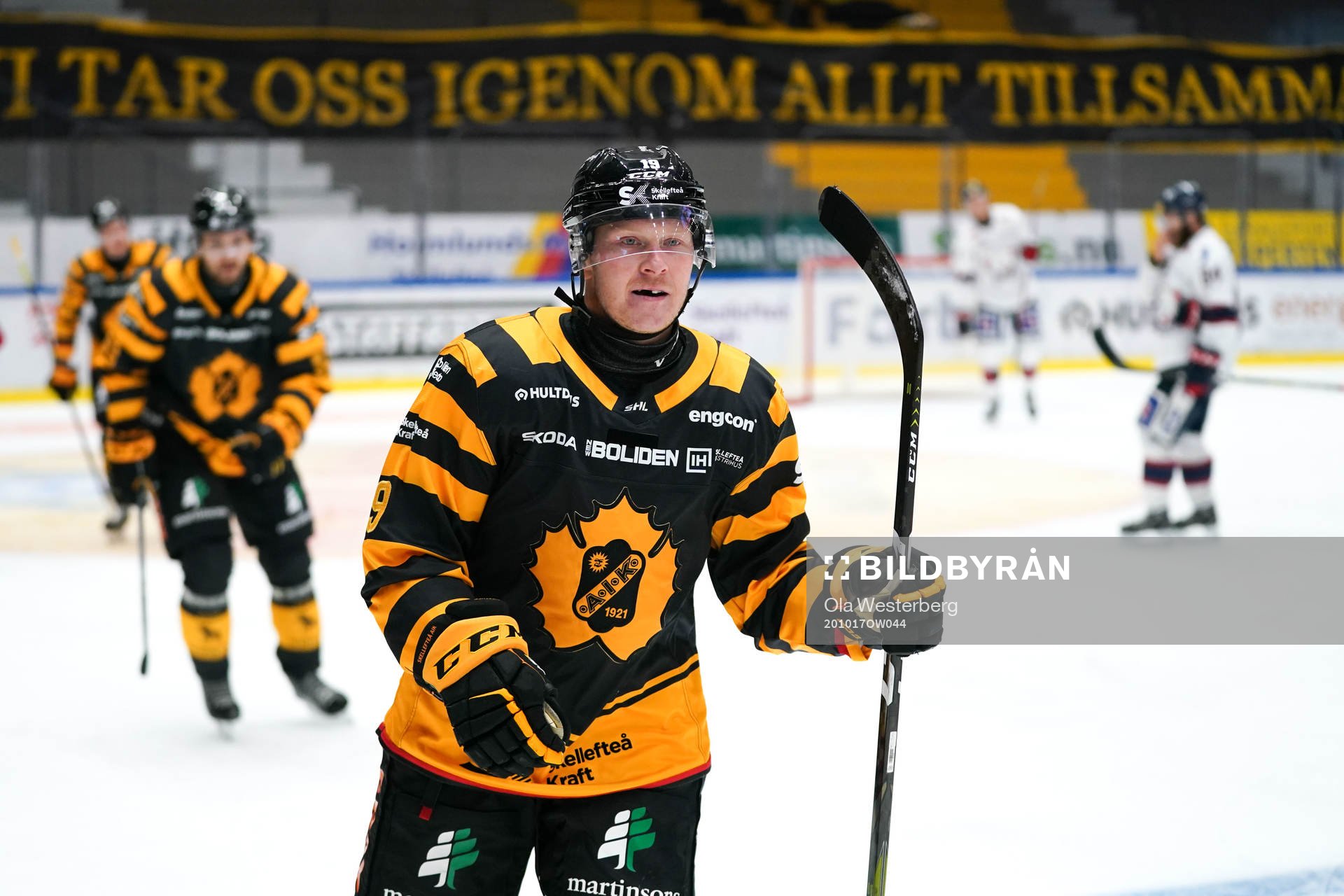 Skellefteås Tuomas Kiiskinen jublar