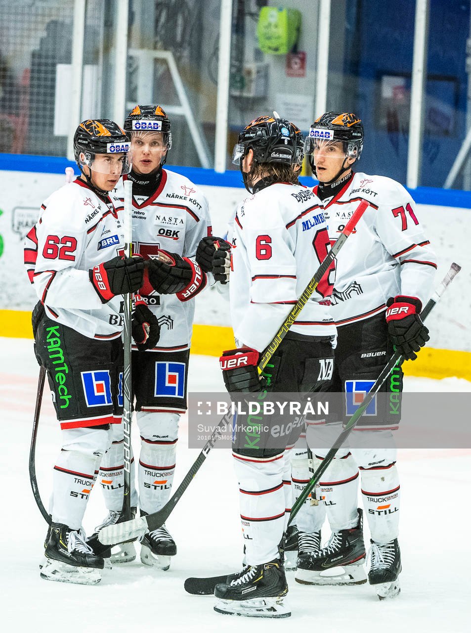 Örebros spelare jublar