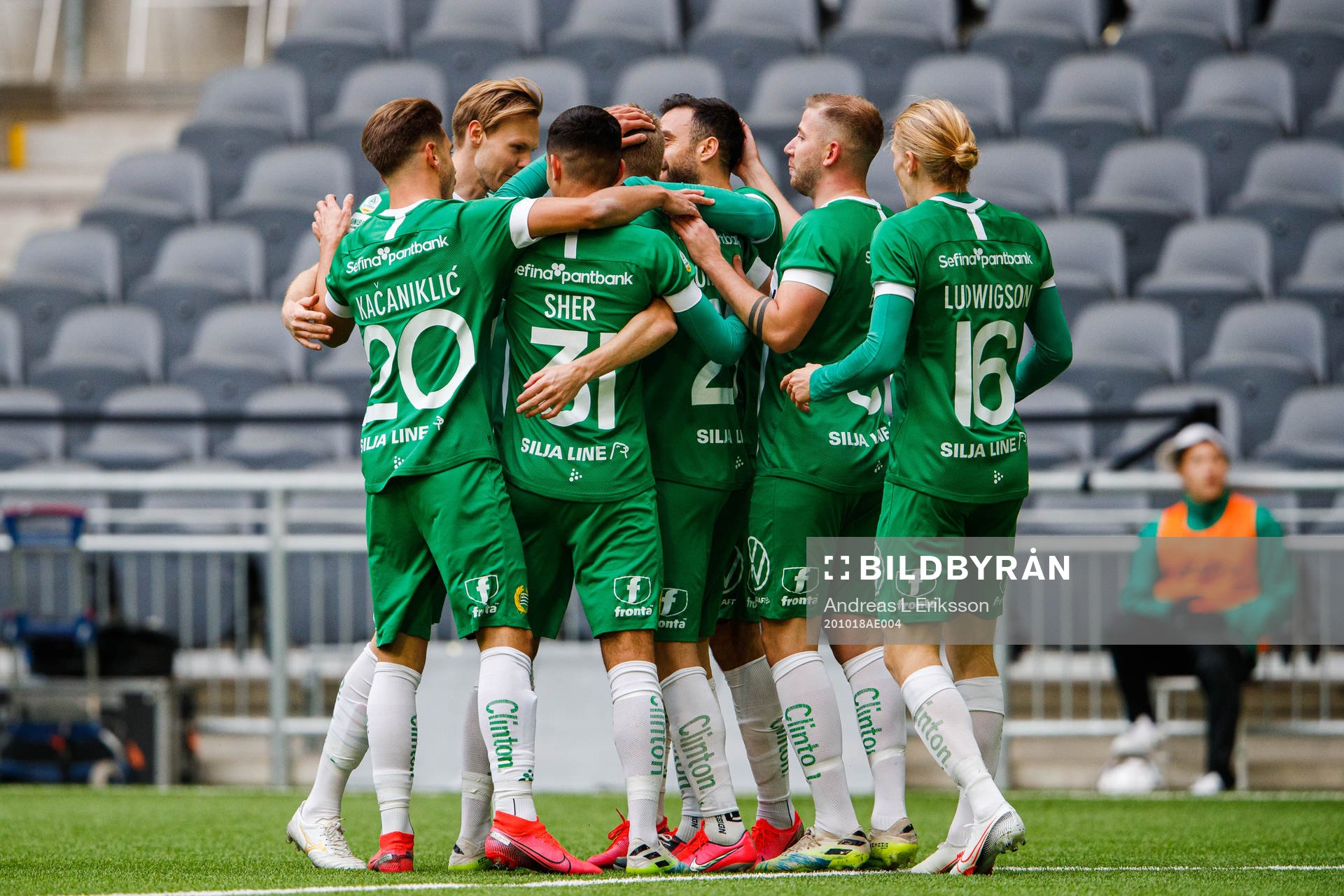 Hammarbys spelare jublar