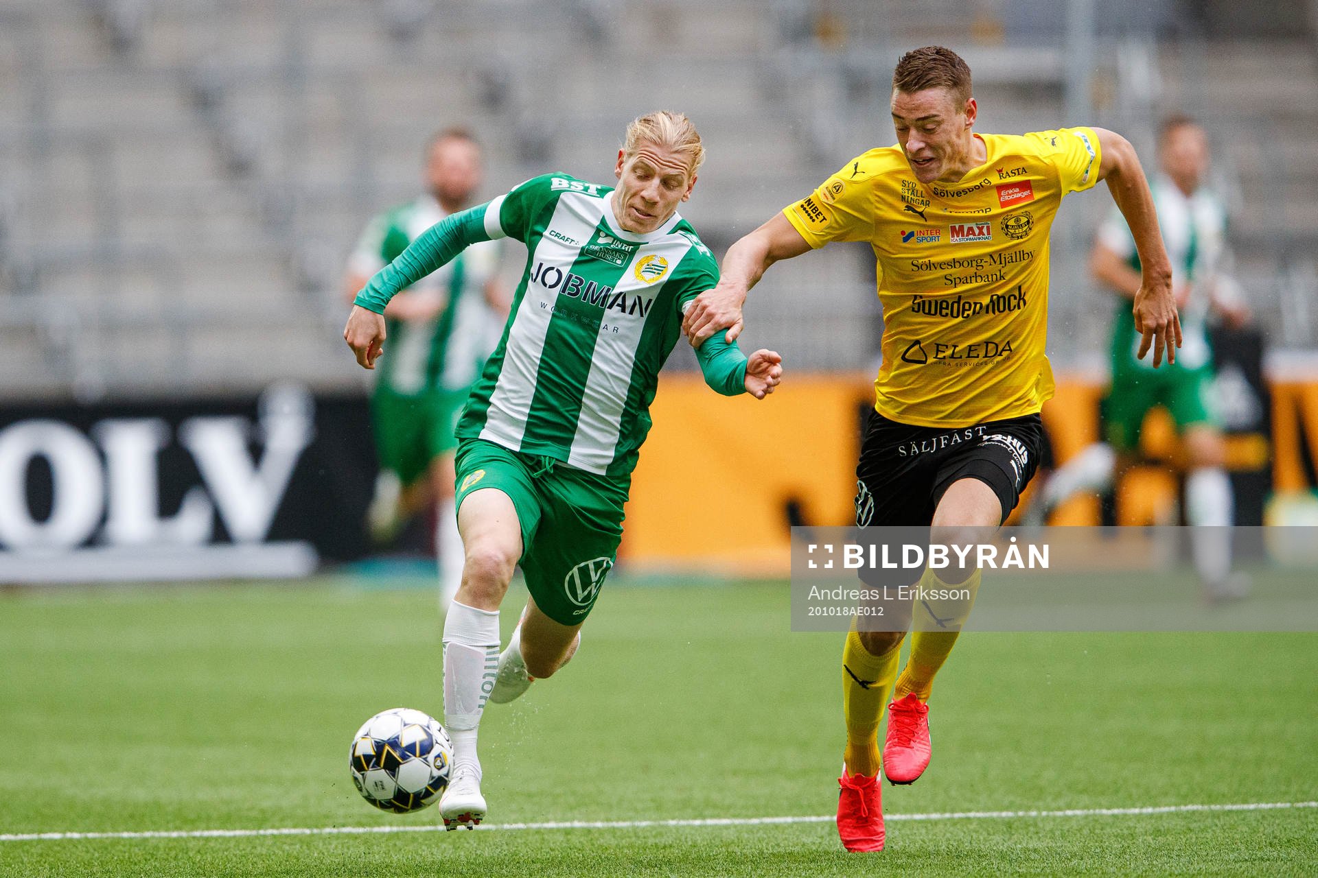 Hammarbys Gustav Ludwigson och Mjällbys Jesper Löfgren