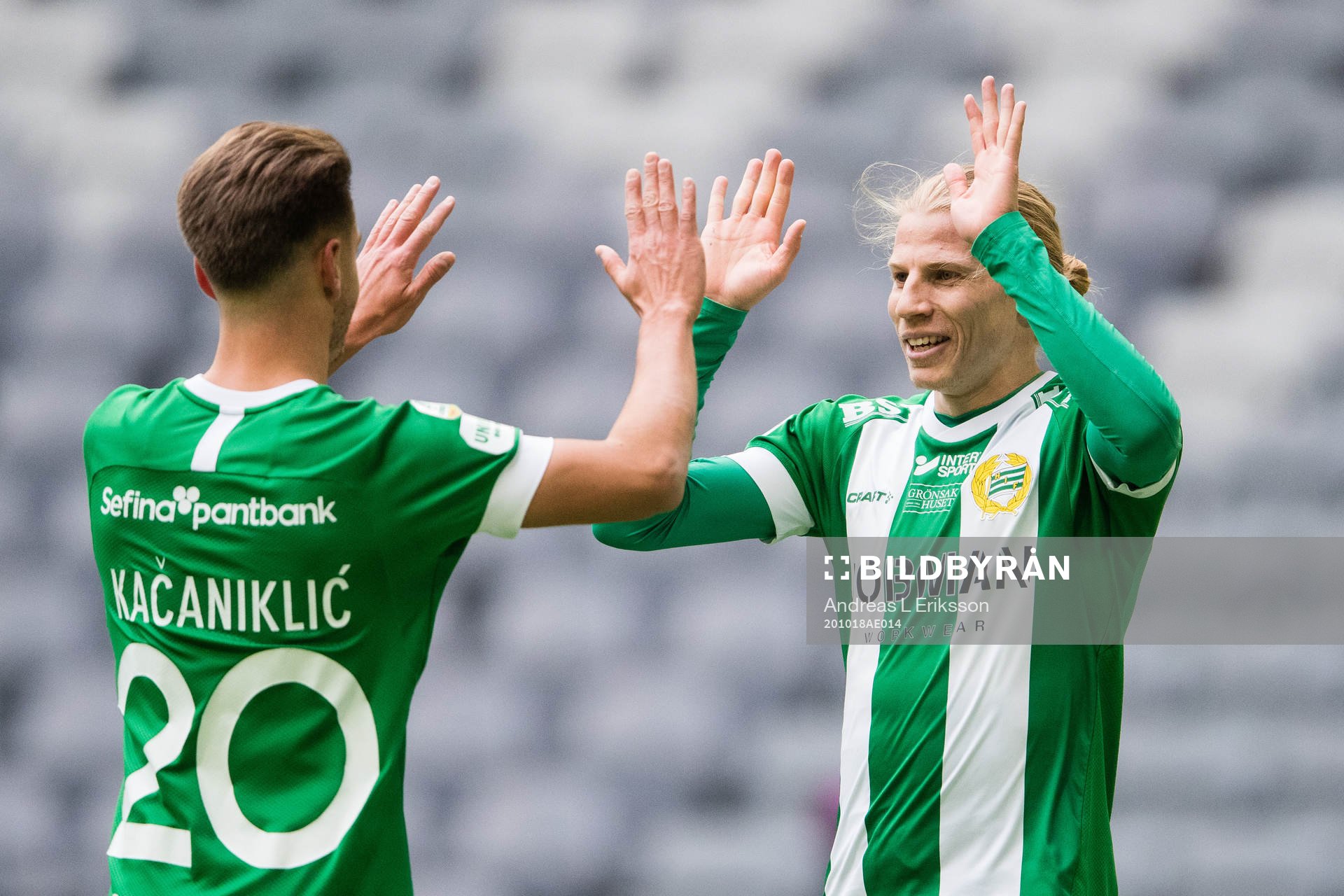 Hammarbys Alexander Kacaniklic jublar
