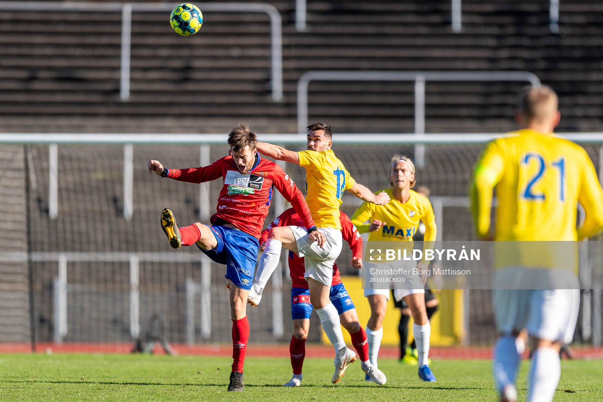 Varbergs GIFs Isac Johansson mot IFK Malmös Igor