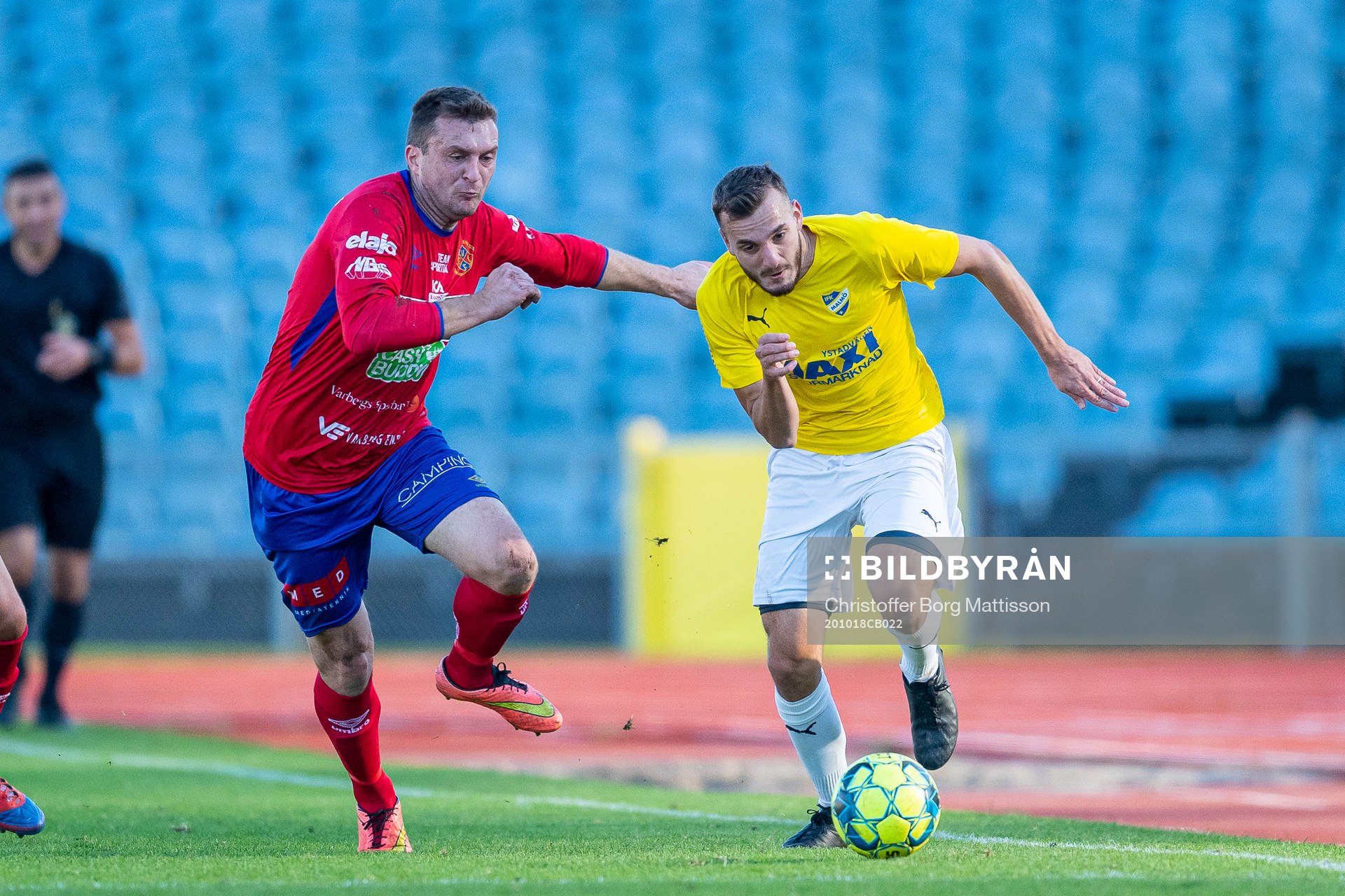 Varbergs GIFs Armin Helvida mot IFK Malmös Ilir Tahiri