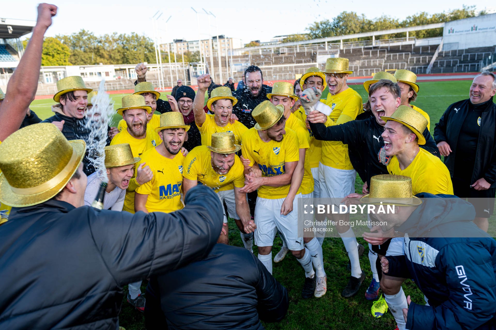 IFK Malmös spelare jublar