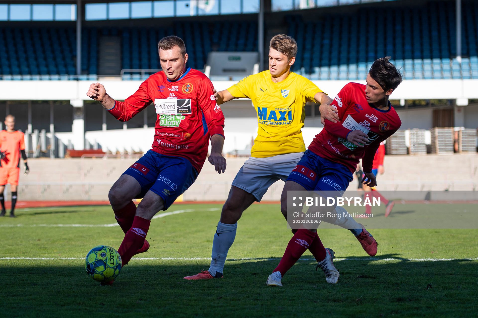 Varbergs GIFs Armin Helvida och Liam Munther mot IFK