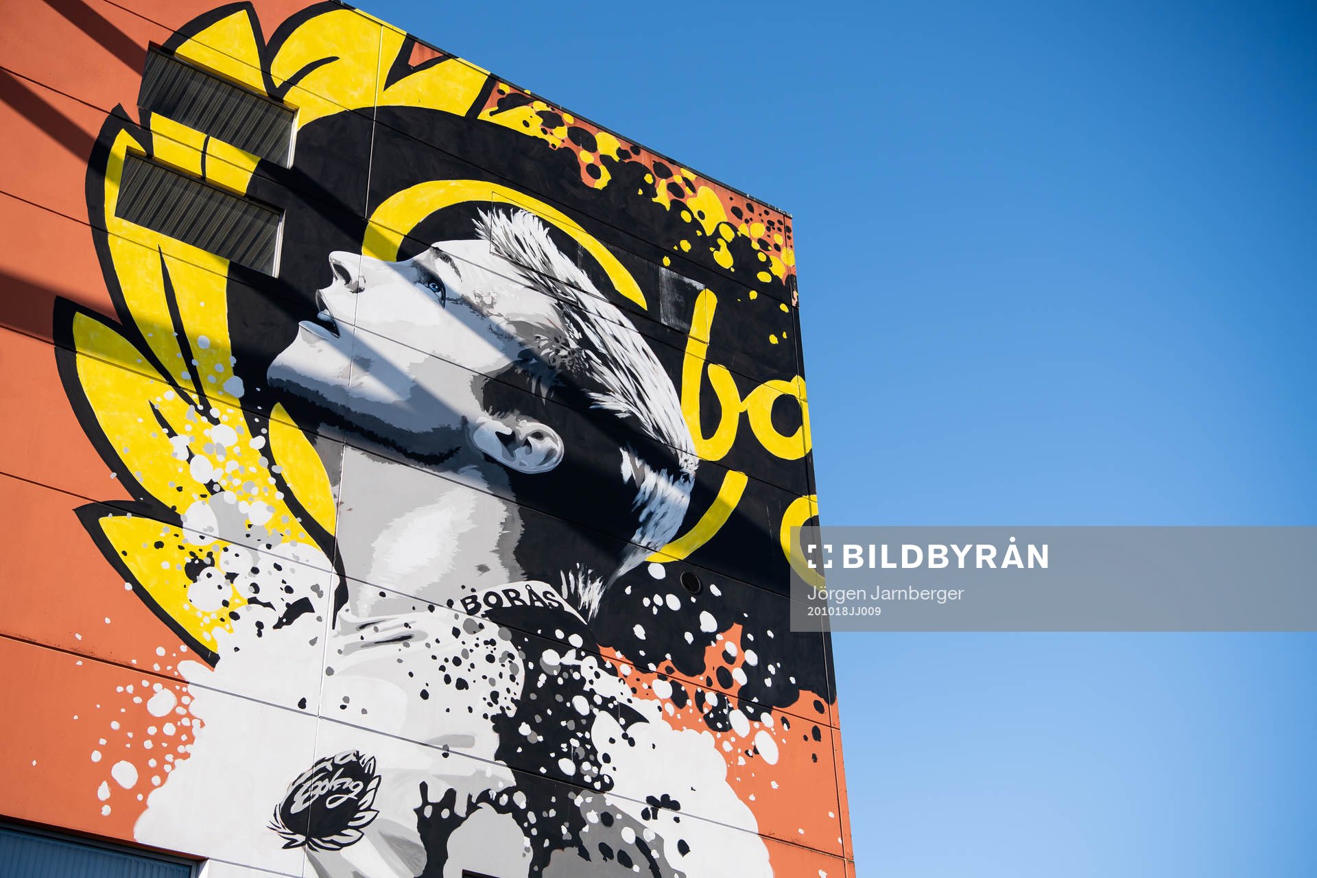 Exteriör Borås arena, muralmålning