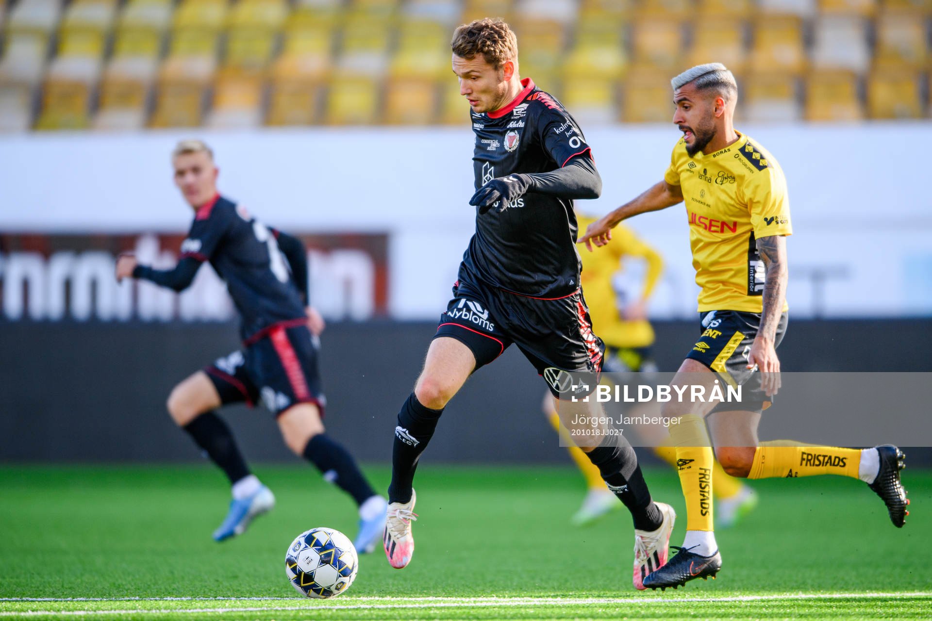 Kalmars Piotr Johansson och Elfsborgs Rami Kaib