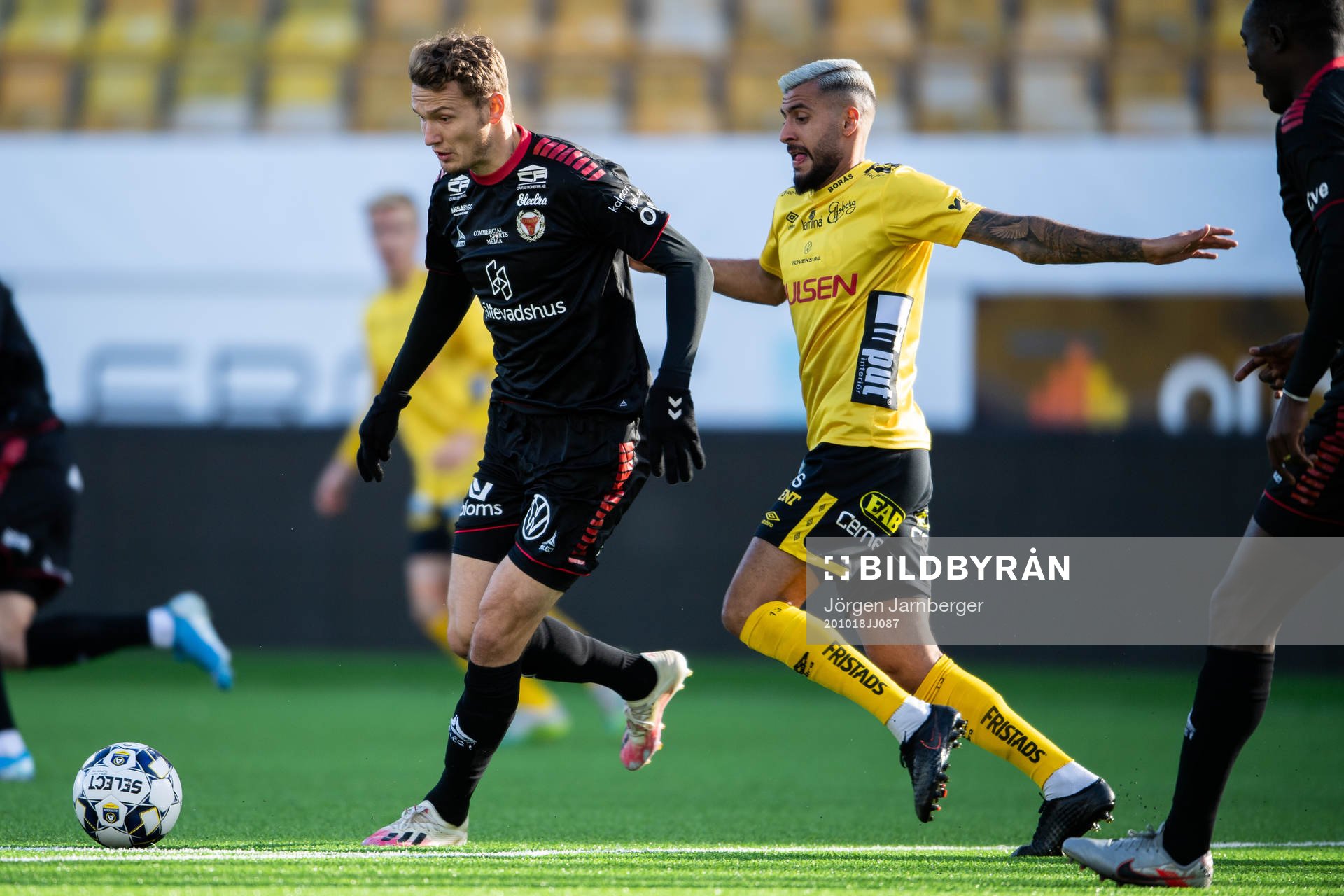Kalmars Piotr Johansson och Elfsborgs Rami Kaib
