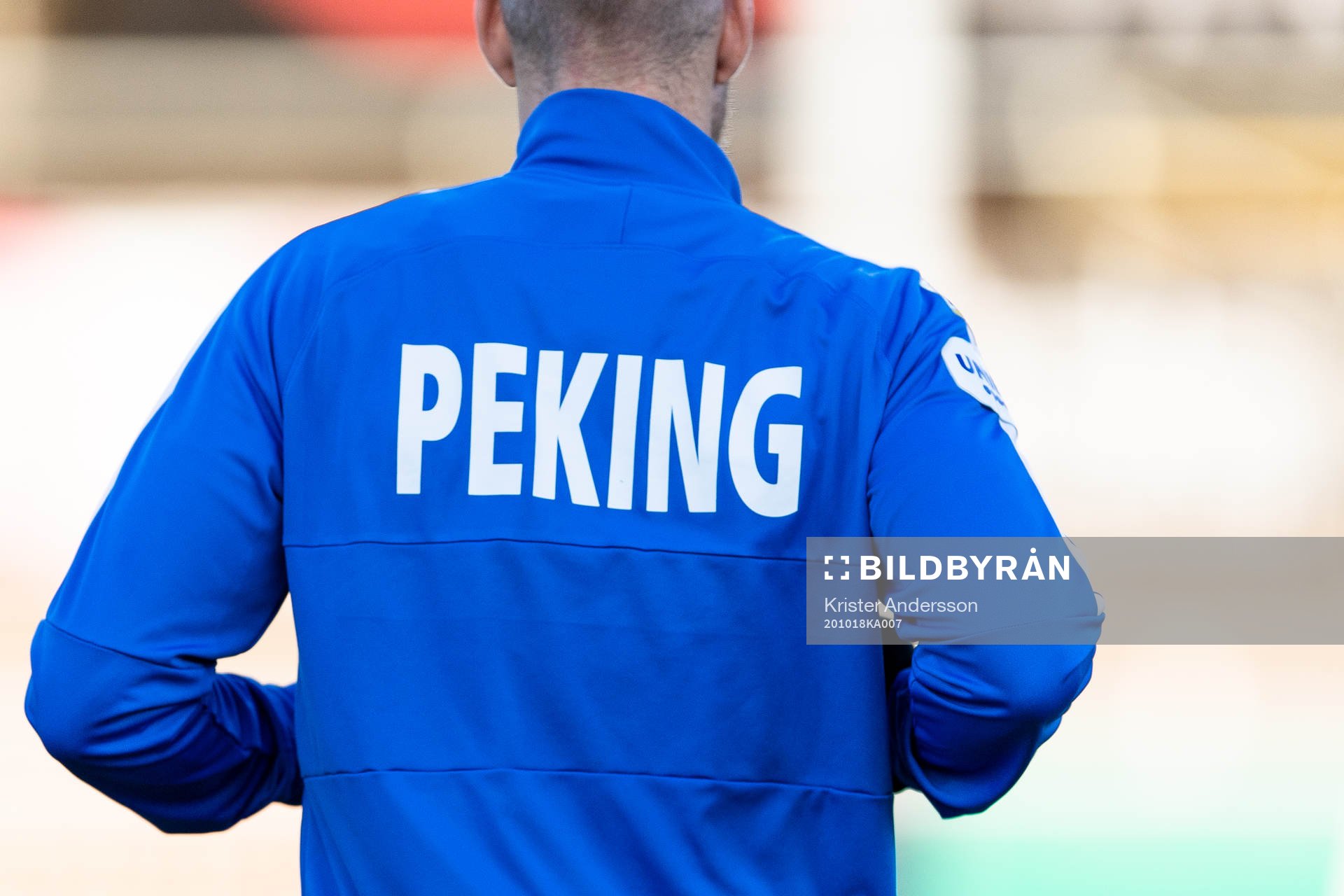 Tröja med Peking före fotbollsmatchen i Allsvenskan