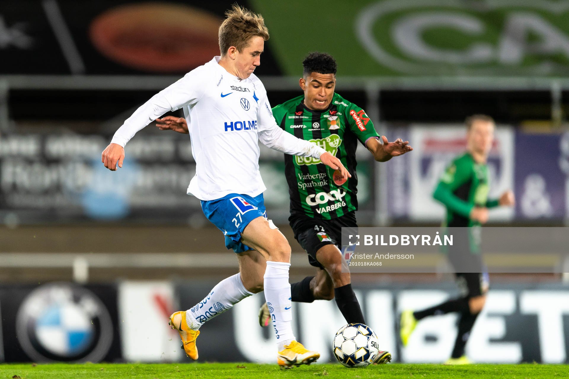 IFK Norrköpings Ísak Bergmann Jóhannesson och Varbergs
