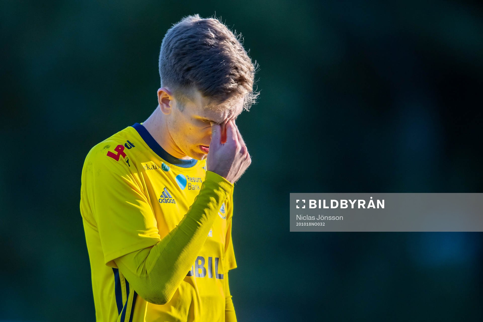 Ängelholms Niklas Svensson  deppar