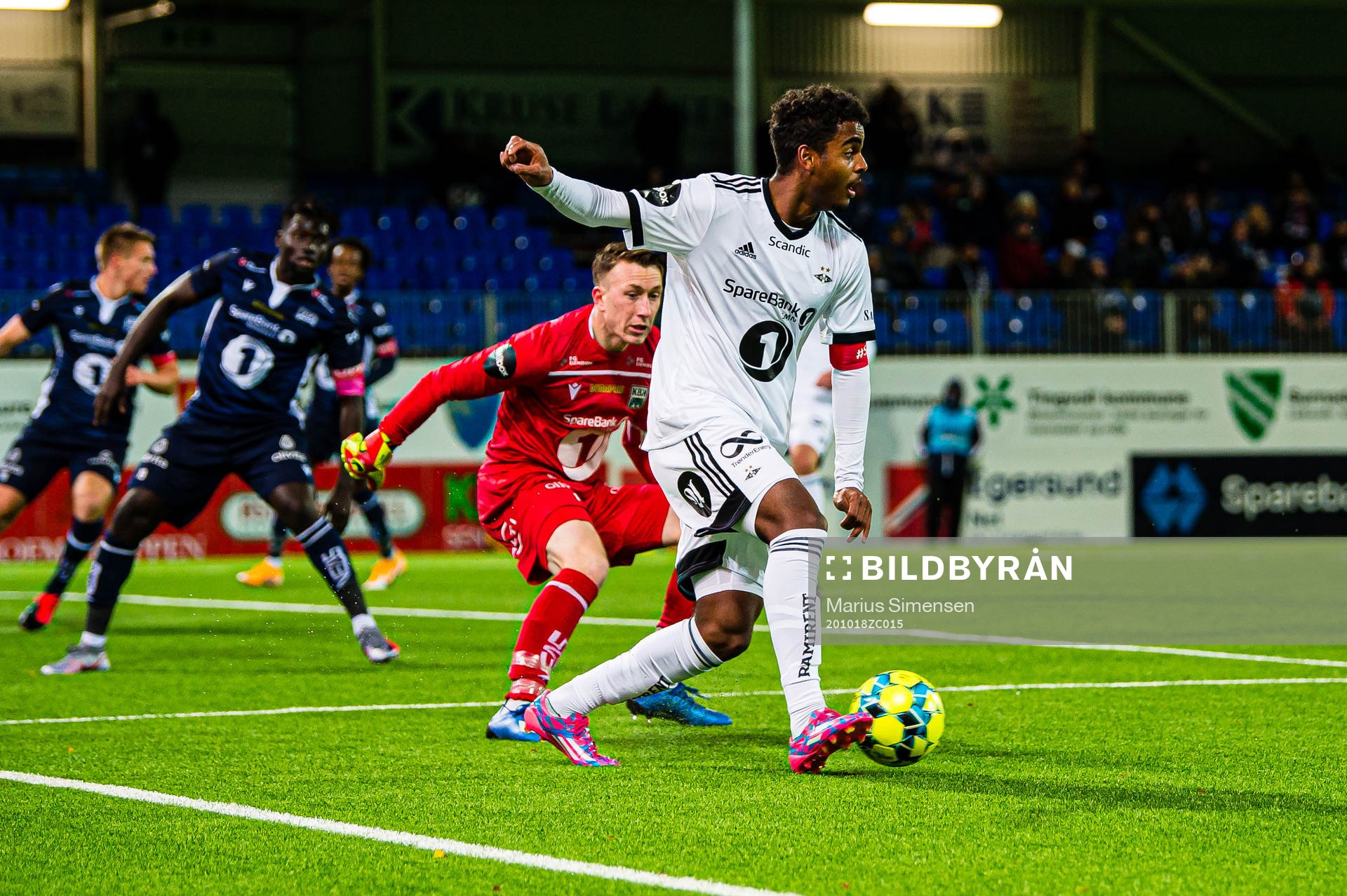 Sean McDermott of Kristiansund and Emil Konradsen Ceide of