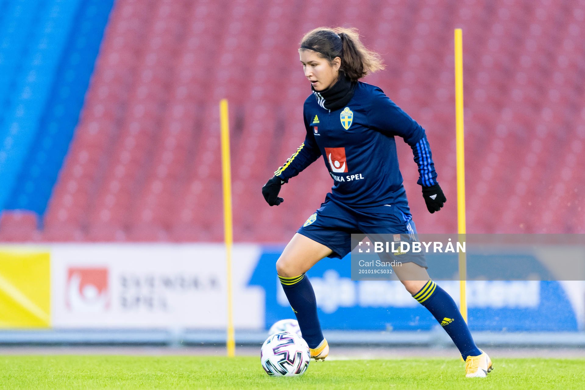Loreta Kullashi